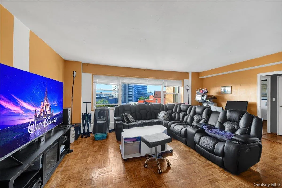 6 Fordham Hill Oval, New York, NY, 1 Bedroom Bedrooms, 3 Rooms Rooms,1 BathroomBathrooms,Residential,For Rent,Fordham Hill,0,1013033 6 Fordham Hill Oval, New York, NY, 1 Bedroom Bedrooms, 3 Rooms Rooms,1 BathroomBathrooms,Residential,For Rent,Fordham Hill,0,1013033