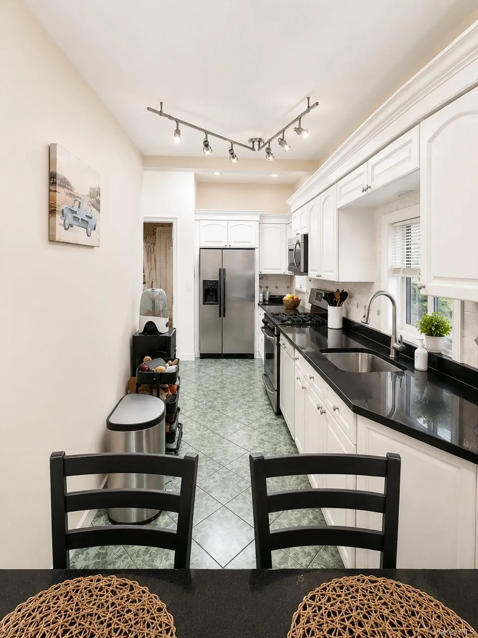 110 Roosevelt Avenue, Hempstead, NY, 3 Bedrooms Bedrooms, 9 Rooms Rooms,3 BathroomsBathrooms,Residential,For Rent,Roosevelt,0,1013035 110 Roosevelt Avenue, Hempstead, NY, 3 Bedrooms Bedrooms, 9 Rooms Rooms,3 BathroomsBathrooms,Residential,For Rent,Roosevelt,0,1013035