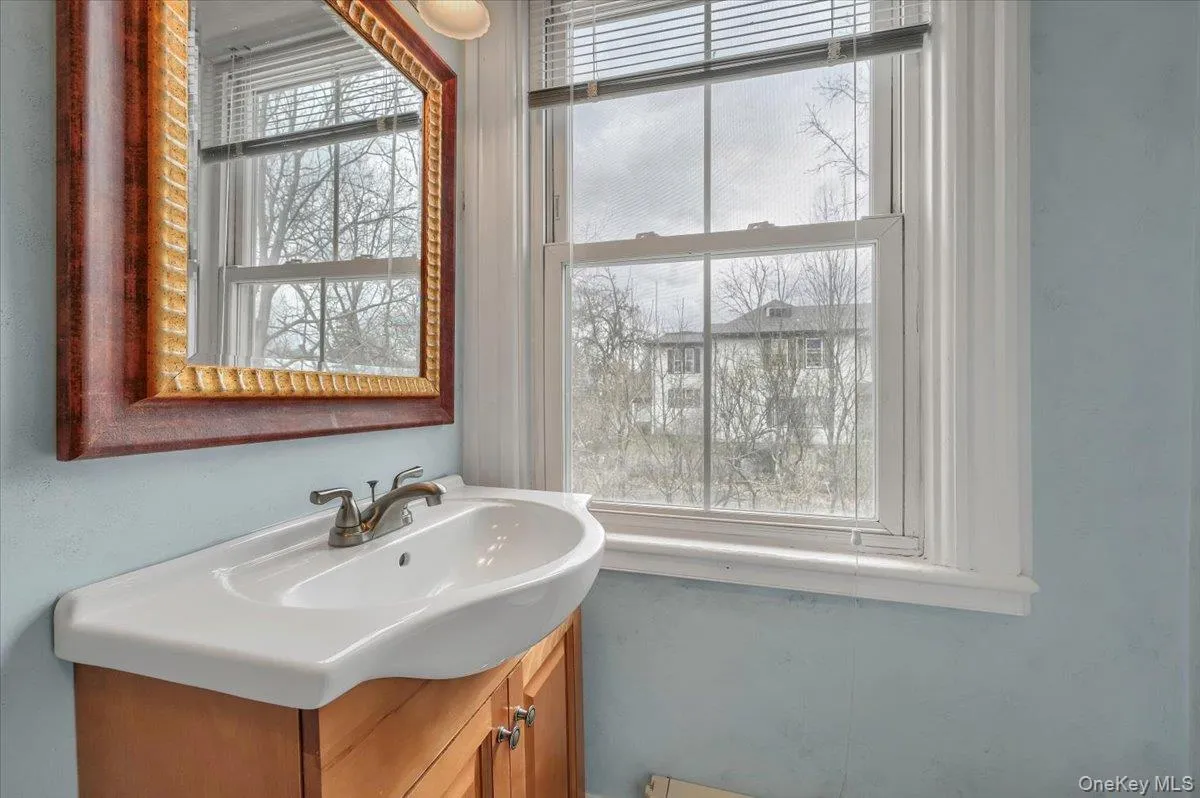 49 Clinton Street, Cornwall, NY, 3 Bedrooms Bedrooms, 7 Rooms Rooms,2 BathroomsBathrooms,Residential Lease,For Rent,Clinton,0,1013045 49 Clinton Street, Cornwall, NY, 3 Bedrooms Bedrooms, 7 Rooms Rooms,2 BathroomsBathrooms,Residential Lease,For Rent,Clinton,0,1013045