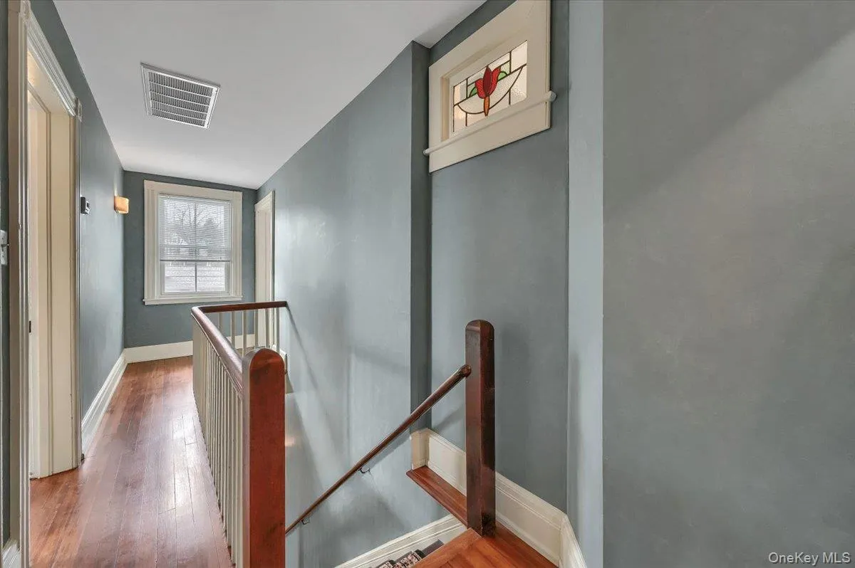 49 Clinton Street, Cornwall, NY, 3 Bedrooms Bedrooms, 7 Rooms Rooms,2 BathroomsBathrooms,Residential Lease,For Rent,Clinton,0,1013045 49 Clinton Street, Cornwall, NY, 3 Bedrooms Bedrooms, 7 Rooms Rooms,2 BathroomsBathrooms,Residential Lease,For Rent,Clinton,0,1013045