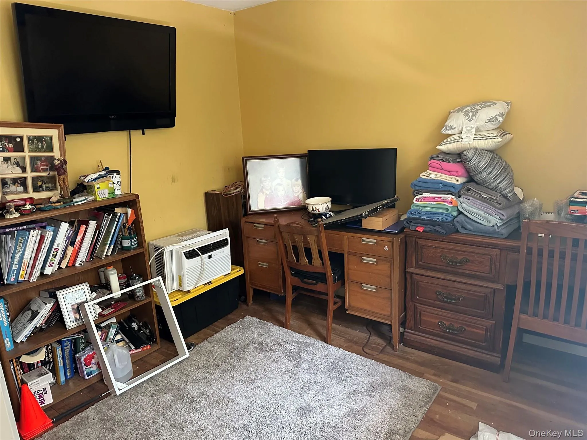 185 Holden Avenue, Southold, NY, 4 Bedrooms Bedrooms, 8 Rooms Rooms,2 BathroomsBathrooms,Residential,For Rent,Holden,0,1013051 185 Holden Avenue, Southold, NY, 4 Bedrooms Bedrooms, 8 Rooms Rooms,2 BathroomsBathrooms,Residential,For Rent,Holden,0,1013051