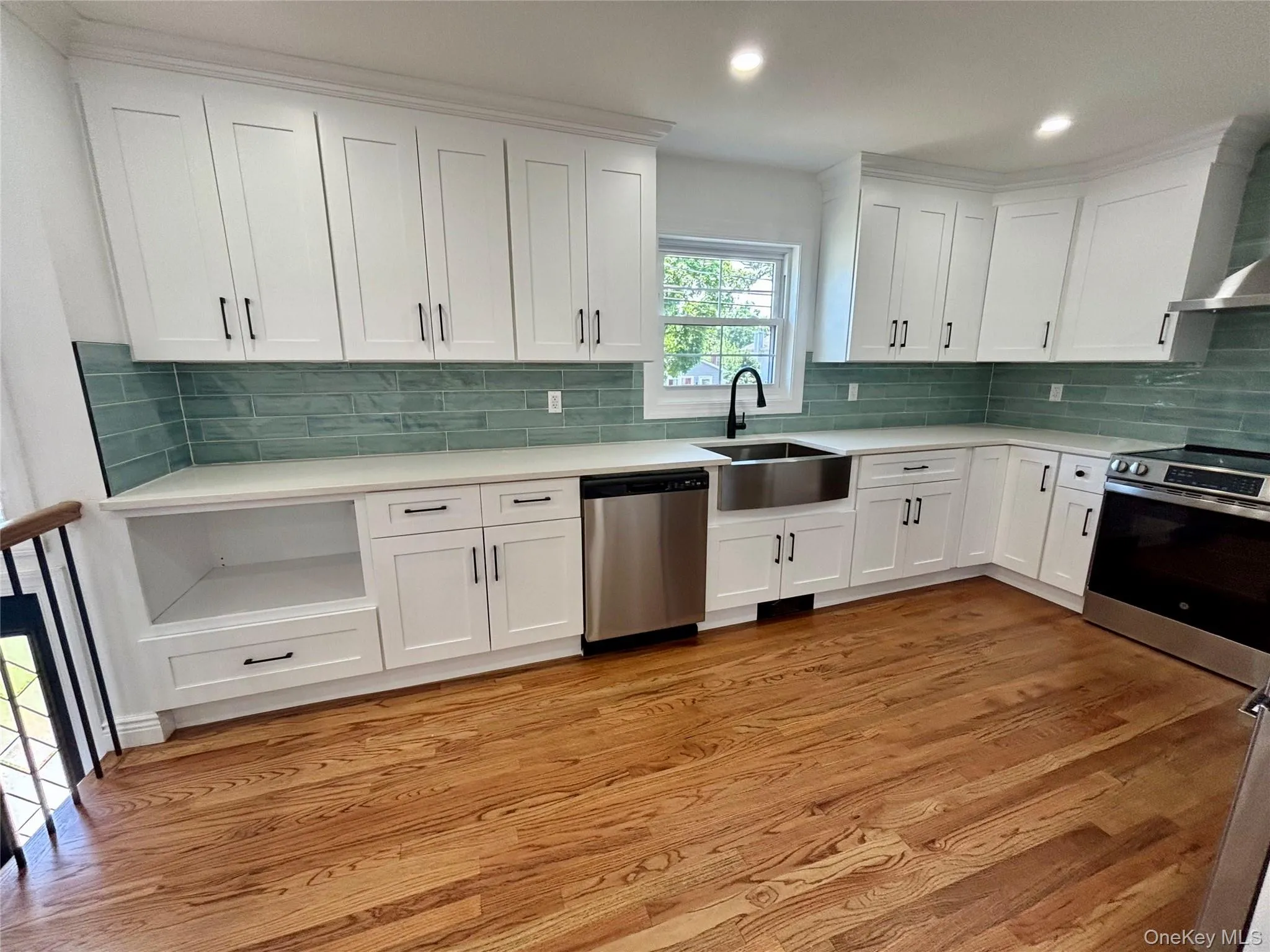 91 Washington Avenue, Babylon, NY, 6 Bedrooms Bedrooms, 9 Rooms Rooms,2 BathroomsBathrooms,Residential,For Rent,Washington,0,1013052 91 Washington Avenue, Babylon, NY, 6 Bedrooms Bedrooms, 9 Rooms Rooms,2 BathroomsBathrooms,Residential,For Rent,Washington,0,1013052