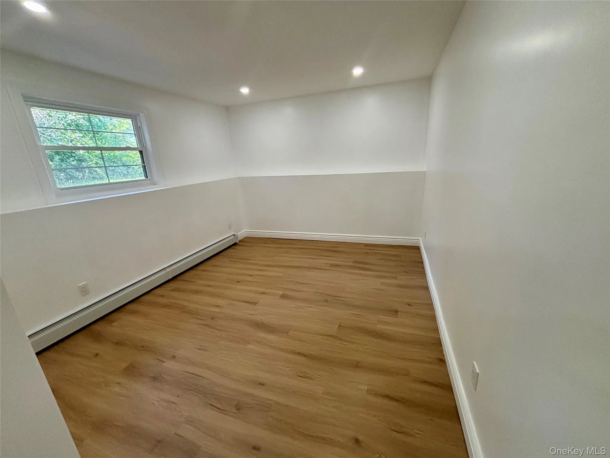 91 Washington Avenue, Babylon, NY, 6 Bedrooms Bedrooms, 9 Rooms Rooms,2 BathroomsBathrooms,Residential,For Rent,Washington,0,1013052 91 Washington Avenue, Babylon, NY, 6 Bedrooms Bedrooms, 9 Rooms Rooms,2 BathroomsBathrooms,Residential,For Rent,Washington,0,1013052