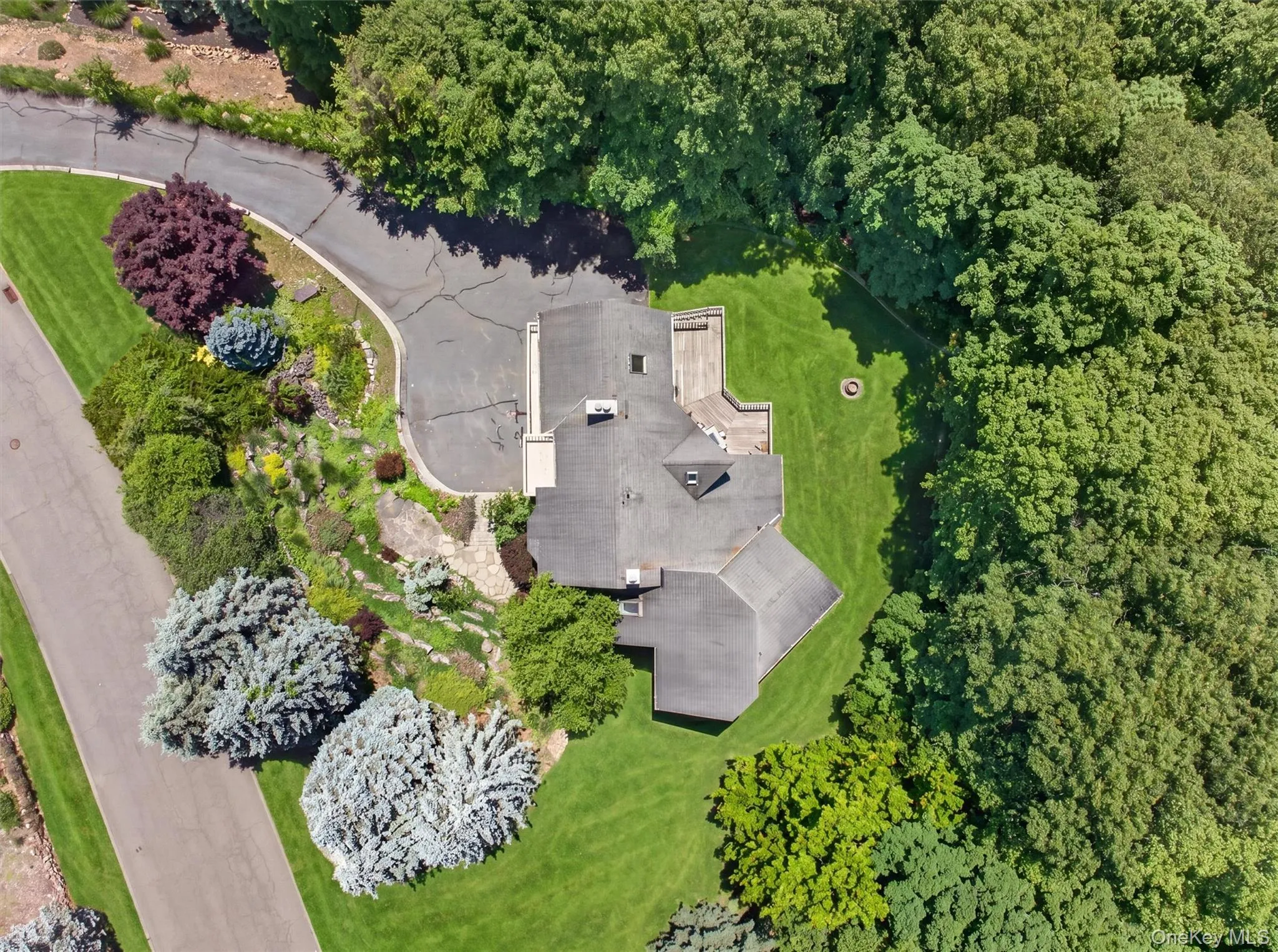25 Ridge Road, Haverstraw, NY, 5 Bedrooms Bedrooms, 12 Rooms Rooms,4 BathroomsBathrooms,Residential,For Rent,Ridge,0,1013053 25 Ridge Road, Haverstraw, NY, 5 Bedrooms Bedrooms, 12 Rooms Rooms,4 BathroomsBathrooms,Residential,For Rent,Ridge,0,1013053