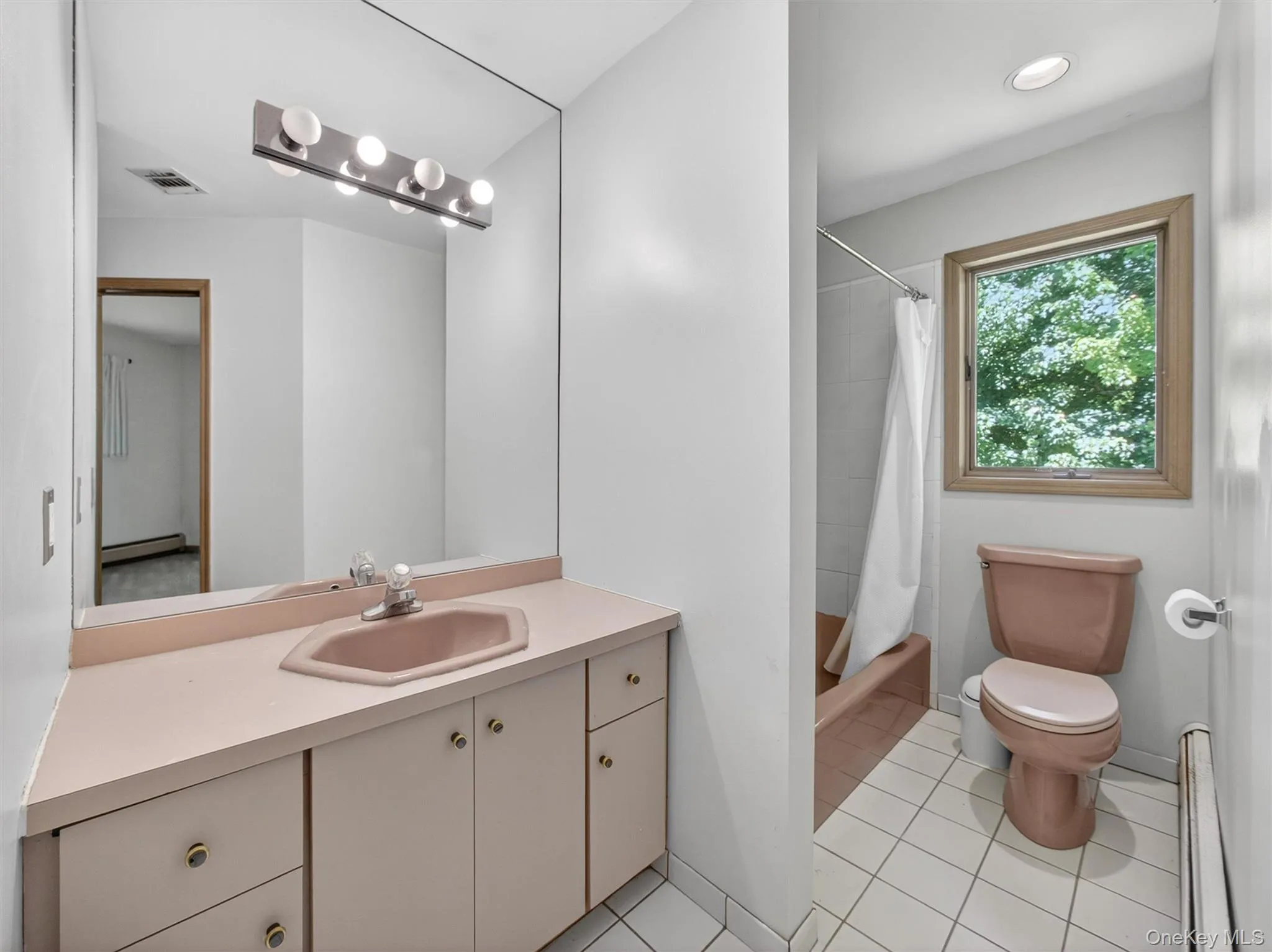 25 Ridge Road, Haverstraw, NY, 5 Bedrooms Bedrooms, 12 Rooms Rooms,4 BathroomsBathrooms,Residential,For Rent,Ridge,0,1013053 25 Ridge Road, Haverstraw, NY, 5 Bedrooms Bedrooms, 12 Rooms Rooms,4 BathroomsBathrooms,Residential,For Rent,Ridge,0,1013053