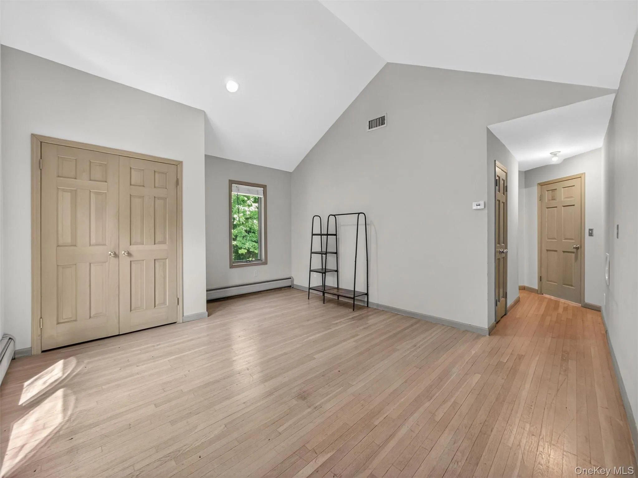 25 Ridge Road, Haverstraw, NY, 5 Bedrooms Bedrooms, 12 Rooms Rooms,4 BathroomsBathrooms,Residential,For Rent,Ridge,0,1013053 25 Ridge Road, Haverstraw, NY, 5 Bedrooms Bedrooms, 12 Rooms Rooms,4 BathroomsBathrooms,Residential,For Rent,Ridge,0,1013053