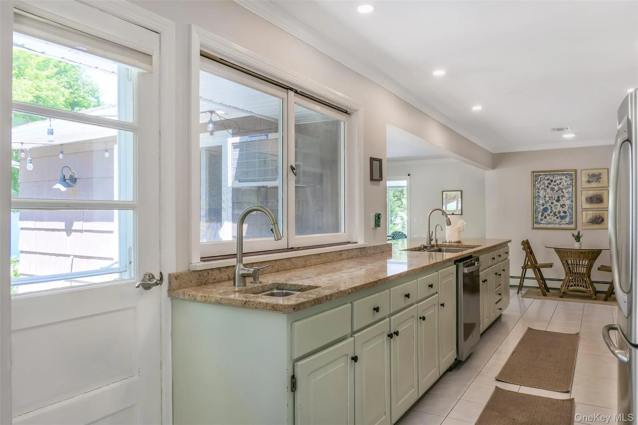 47 Oak Road, Brookhaven, NY, 3 Bedrooms Bedrooms, 8 Rooms Rooms,2 BathroomsBathrooms,Residential,For Rent,Oak,0,1013055 47 Oak Road, Brookhaven, NY, 3 Bedrooms Bedrooms, 8 Rooms Rooms,2 BathroomsBathrooms,Residential,For Rent,Oak,0,1013055