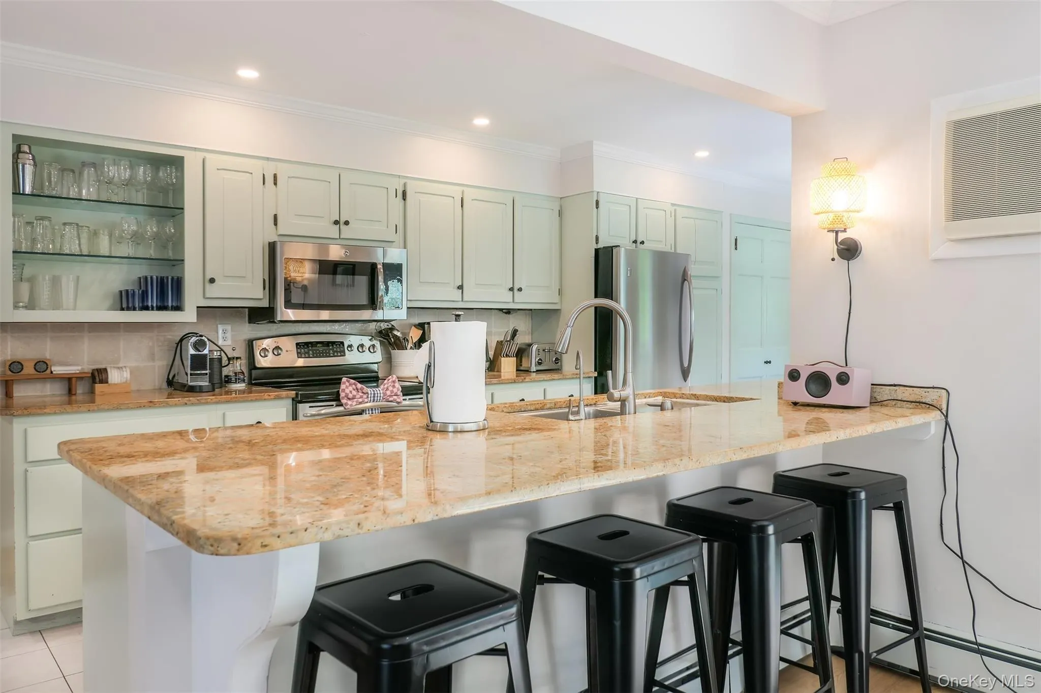 47 Oak Road, Brookhaven, NY, 3 Bedrooms Bedrooms, 8 Rooms Rooms,2 BathroomsBathrooms,Residential,For Rent,Oak,0,1013055 47 Oak Road, Brookhaven, NY, 3 Bedrooms Bedrooms, 8 Rooms Rooms,2 BathroomsBathrooms,Residential,For Rent,Oak,0,1013055