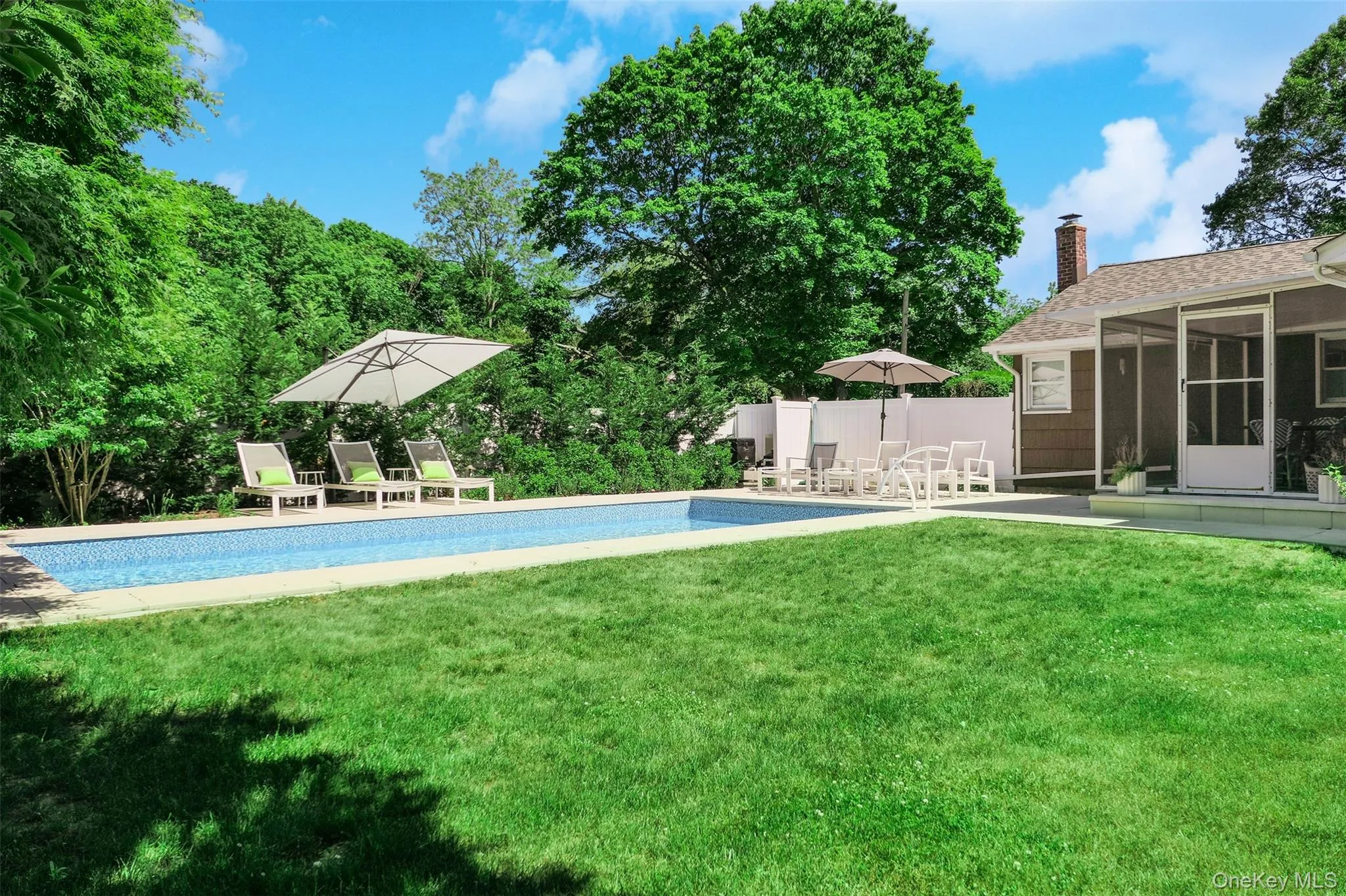 47 Oak Road, Brookhaven, NY, 3 Bedrooms Bedrooms, 8 Rooms Rooms,2 BathroomsBathrooms,Residential,For Rent,Oak,0,1013055 47 Oak Road, Brookhaven, NY, 3 Bedrooms Bedrooms, 8 Rooms Rooms,2 BathroomsBathrooms,Residential,For Rent,Oak,0,1013055