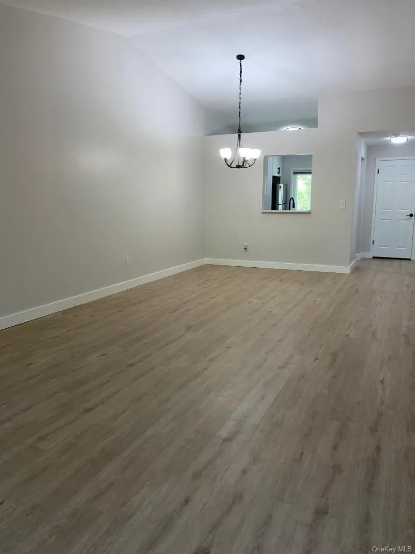 85 Middletown Road, Clarkstown, NY, 1 Bedroom Bedrooms, 4 Rooms Rooms,1 BathroomBathrooms,Residential Lease,For Rent,Middletown,0,1013056 85 Middletown Road, Clarkstown, NY, 1 Bedroom Bedrooms, 4 Rooms Rooms,1 BathroomBathrooms,Residential Lease,For Rent,Middletown,0,1013056