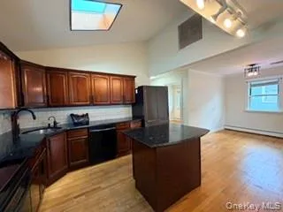 23 Alhambra Avenue, Babylon, NY, 3 Bedrooms Bedrooms, 6 Rooms Rooms,1 BathroomBathrooms,Residential Lease,For Rent,Alhambra,0,1013058 23 Alhambra Avenue, Babylon, NY, 3 Bedrooms Bedrooms, 6 Rooms Rooms,1 BathroomBathrooms,Residential Lease,For Rent,Alhambra,0,1013058