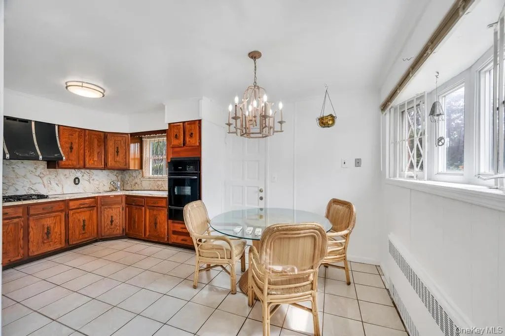 13715 169th Street, New York, NY, 4 Bedrooms Bedrooms, 8 Rooms Rooms,3 BathroomsBathrooms,Residential,For Rent,169th,0,1013059 13715 169th Street, New York, NY, 4 Bedrooms Bedrooms, 8 Rooms Rooms,3 BathroomsBathrooms,Residential,For Rent,169th,0,1013059