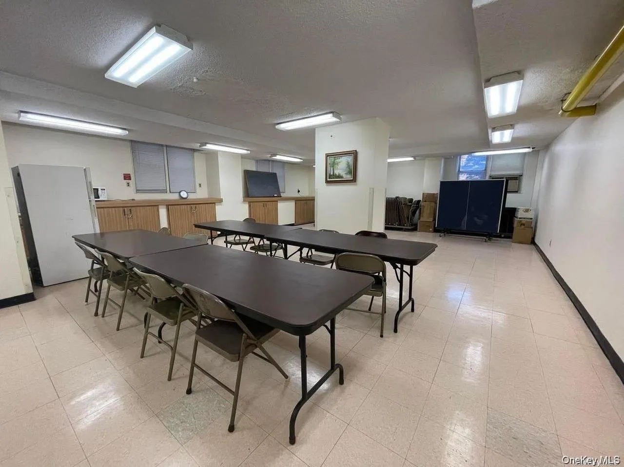 4310 Kissena Boulevard, New York, NY, 2 Bedrooms Bedrooms, 5 Rooms Rooms,1 BathroomBathrooms,Residential,For Rent,Kissena,0,1013061 4310 Kissena Boulevard, New York, NY, 2 Bedrooms Bedrooms, 5 Rooms Rooms,1 BathroomBathrooms,Residential,For Rent,Kissena,0,1013061