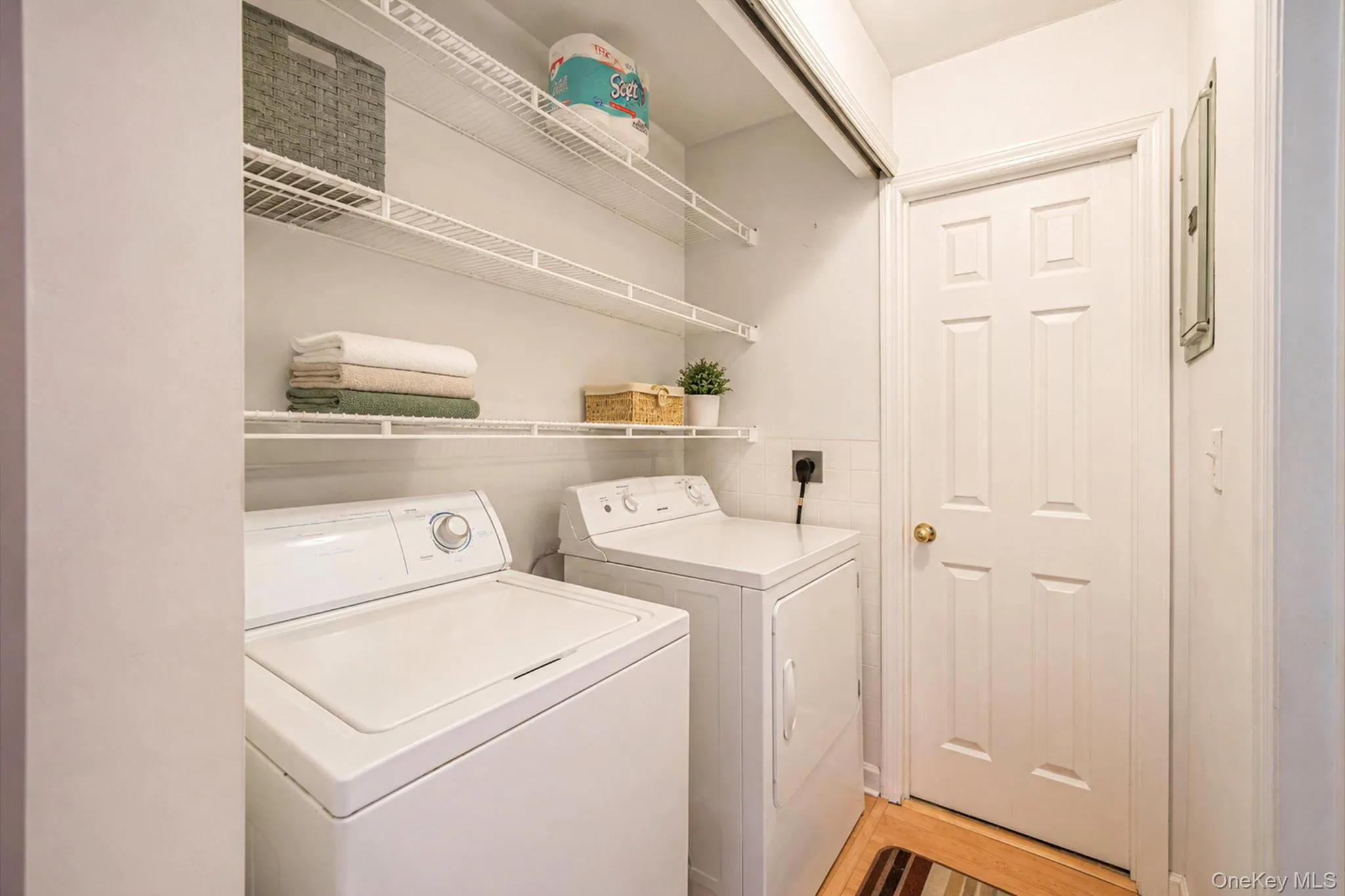 312 Artist Lake Drive, Brookhaven, NY, 1 Bedroom Bedrooms, 4 Rooms Rooms,1 BathroomBathrooms,Residential,For Rent,Artist Lake,0,1013062 312 Artist Lake Drive, Brookhaven, NY, 1 Bedroom Bedrooms, 4 Rooms Rooms,1 BathroomBathrooms,Residential,For Rent,Artist Lake,0,1013062