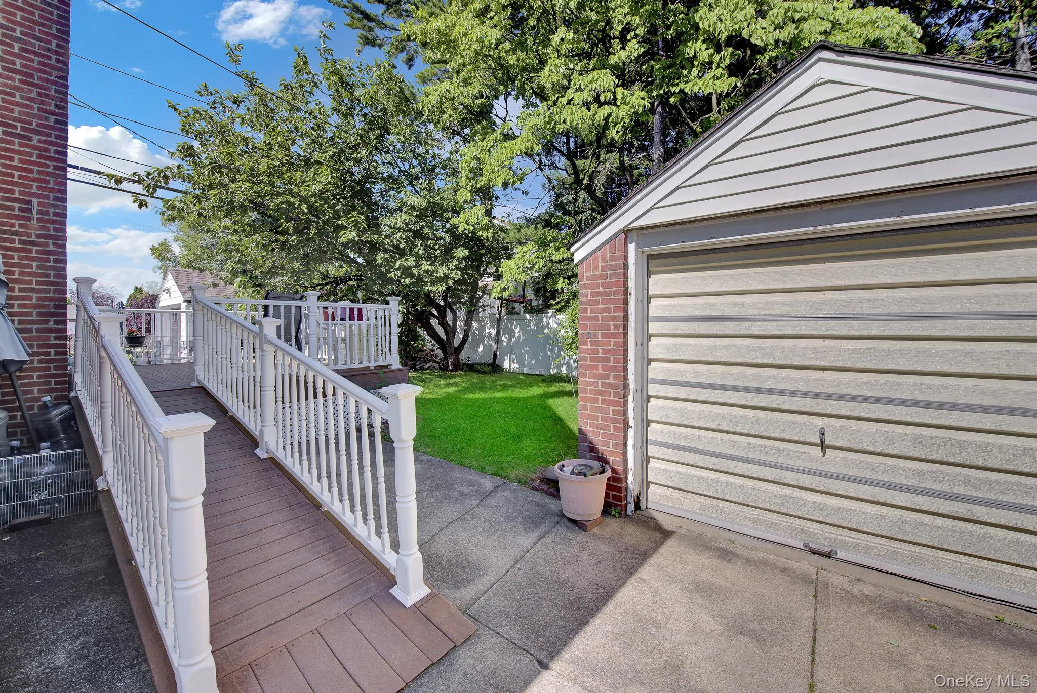 32 Celler Avenue, North Hempstead, NY, 4 Bedrooms Bedrooms, 9 Rooms Rooms,1 BathroomBathrooms,Residential,For Rent,Celler,0,1013063 32 Celler Avenue, North Hempstead, NY, 4 Bedrooms Bedrooms, 9 Rooms Rooms,1 BathroomBathrooms,Residential,For Rent,Celler,0,1013063