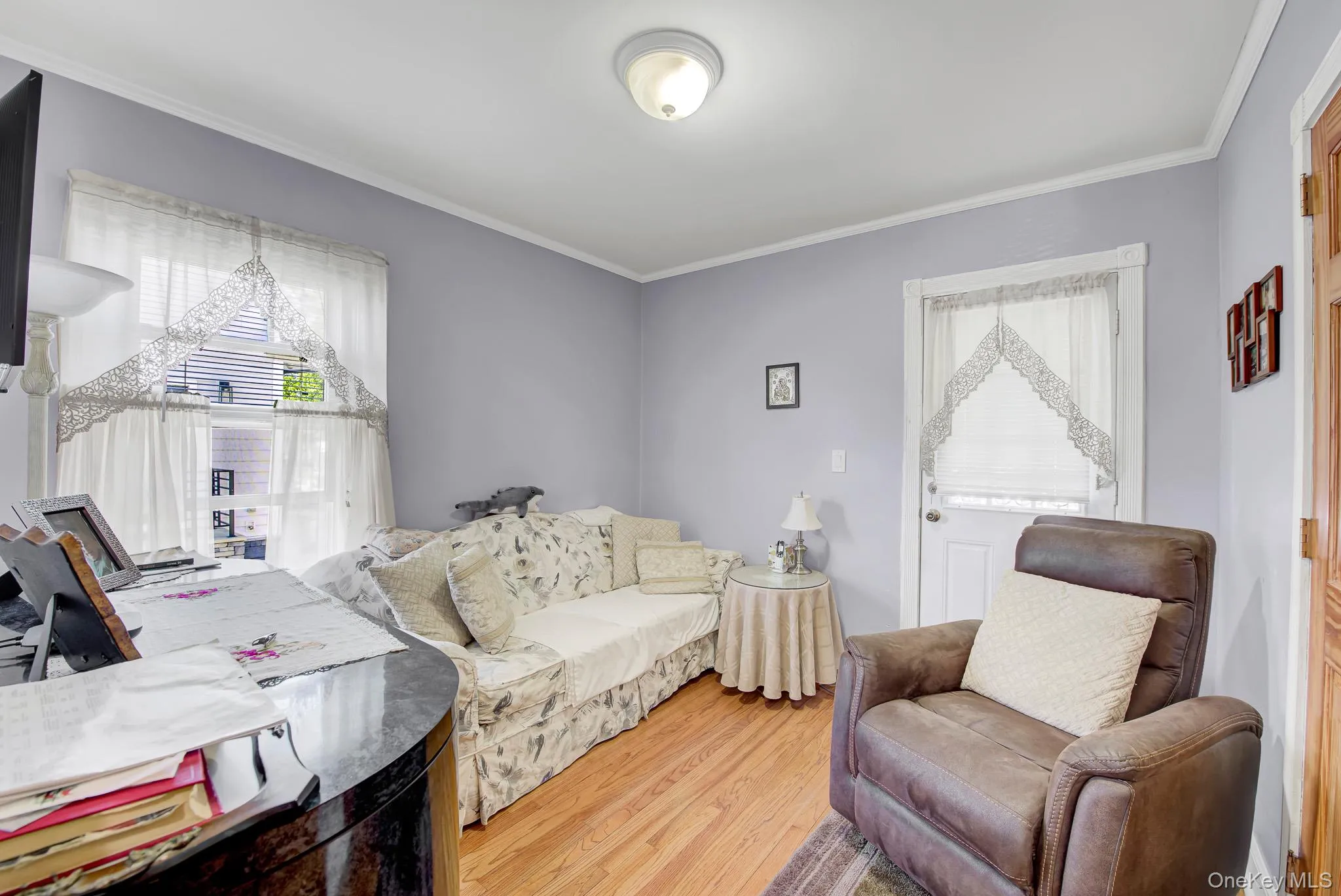 32 Celler Avenue, North Hempstead, NY, 4 Bedrooms Bedrooms, 9 Rooms Rooms,1 BathroomBathrooms,Residential,For Rent,Celler,0,1013063 32 Celler Avenue, North Hempstead, NY, 4 Bedrooms Bedrooms, 9 Rooms Rooms,1 BathroomBathrooms,Residential,For Rent,Celler,0,1013063