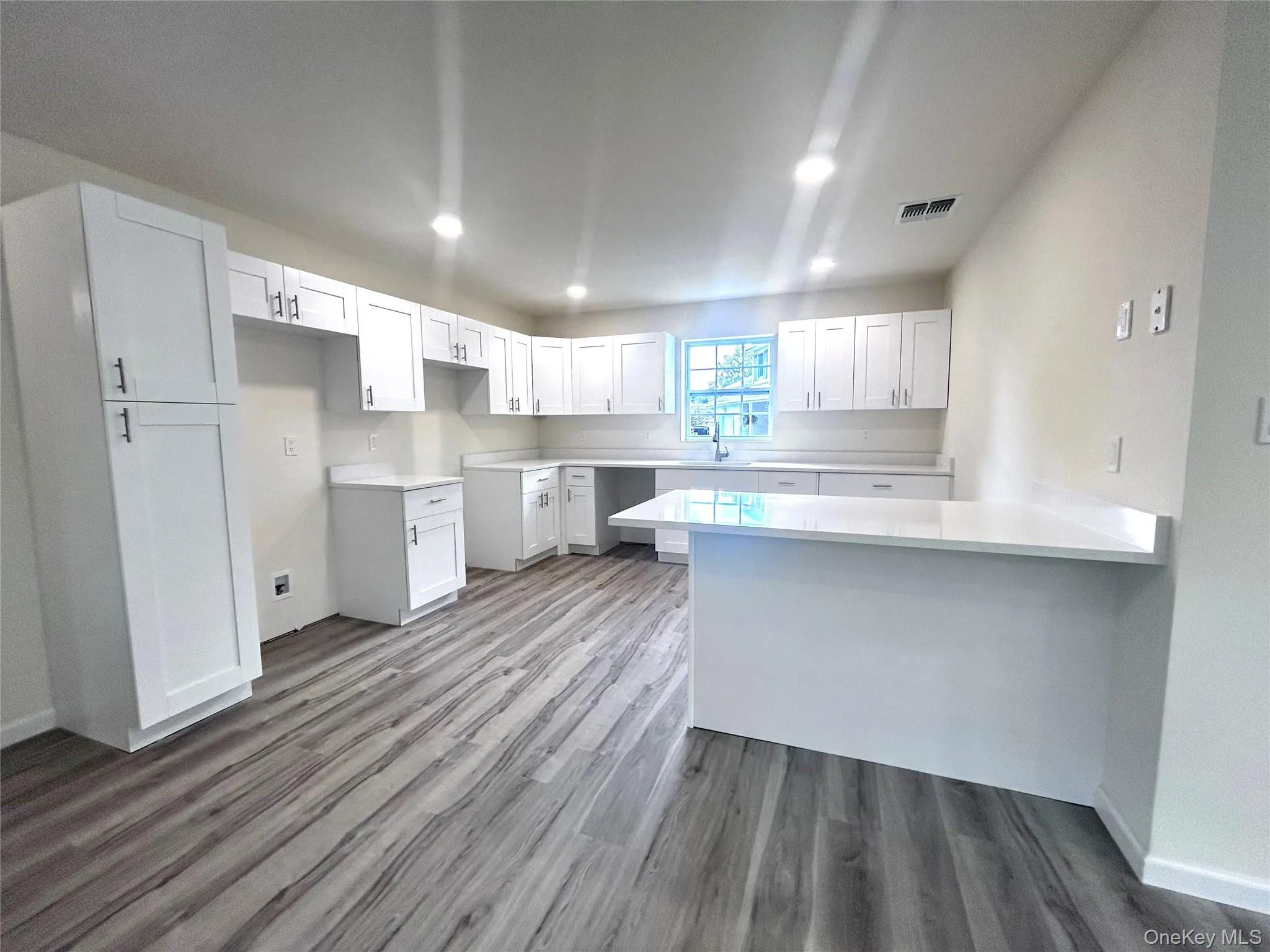 4 Joseph Street, Haverstraw, NY, 4 Bedrooms Bedrooms, 8 Rooms Rooms,3 BathroomsBathrooms,Residential,For Rent,Joseph,0,1013065 4 Joseph Street, Haverstraw, NY, 4 Bedrooms Bedrooms, 8 Rooms Rooms,3 BathroomsBathrooms,Residential,For Rent,Joseph,0,1013065