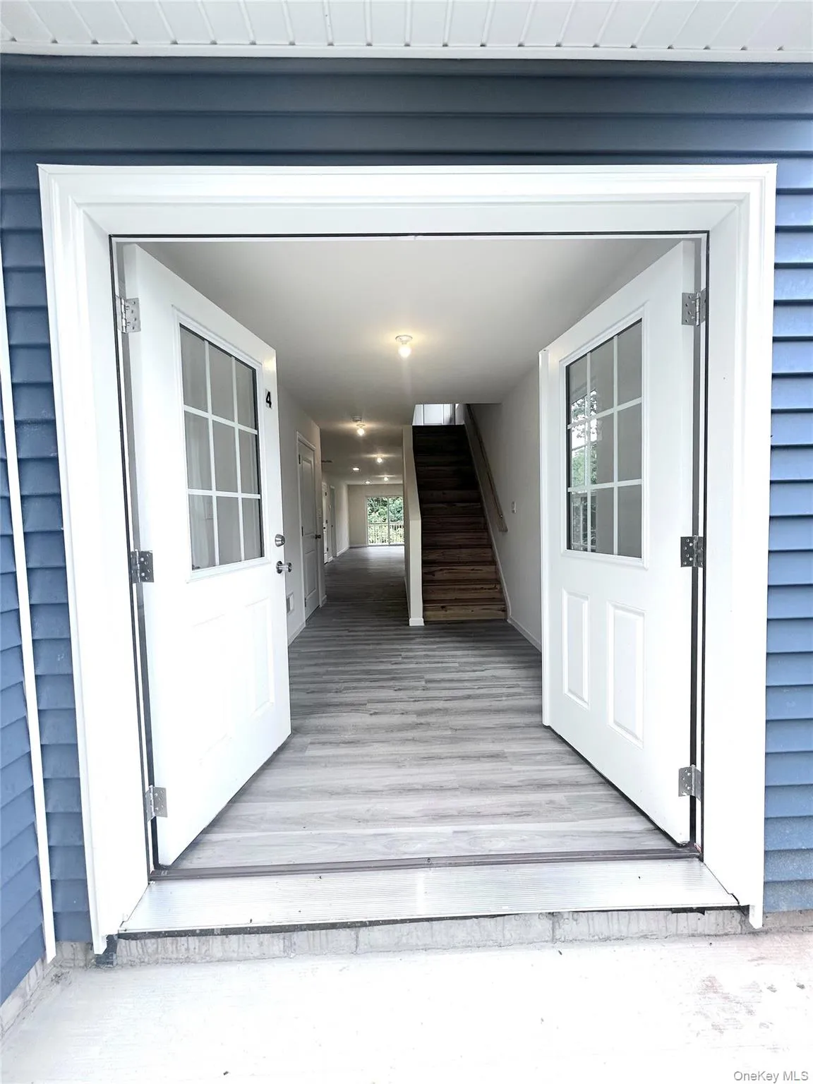 Front Entrance Front Entrance
