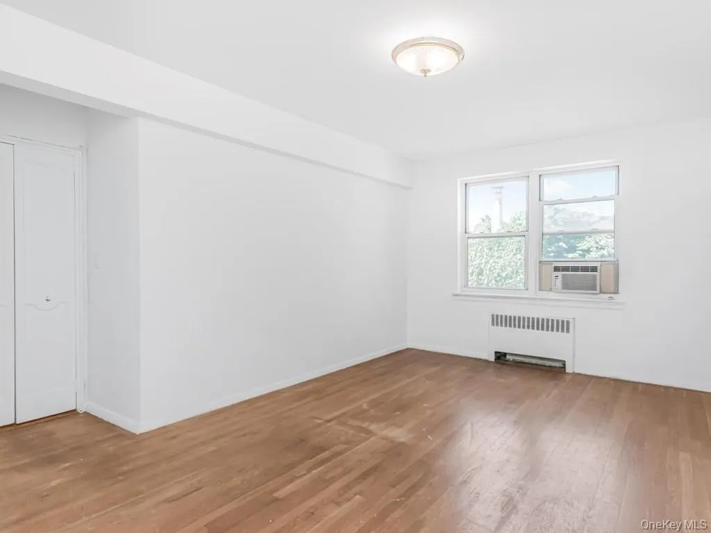 2711 Henry Hudson Parkway, New York, NY, 2 Bedrooms Bedrooms, 4 Rooms Rooms,2 BathroomsBathrooms,Residential,For Rent,Henry Hudson,0,1013079 2711 Henry Hudson Parkway, New York, NY, 2 Bedrooms Bedrooms, 4 Rooms Rooms,2 BathroomsBathrooms,Residential,For Rent,Henry Hudson,0,1013079