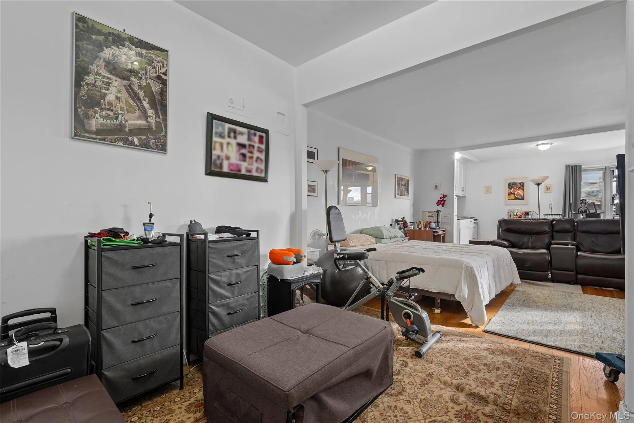 34-41 85th Street, New York, NY, 2 Rooms Rooms,1 BathroomBathrooms,Residential,For Rent,85th,0,1013083 34-41 85th Street, New York, NY, 2 Rooms Rooms,1 BathroomBathrooms,Residential,For Rent,85th,0,1013083