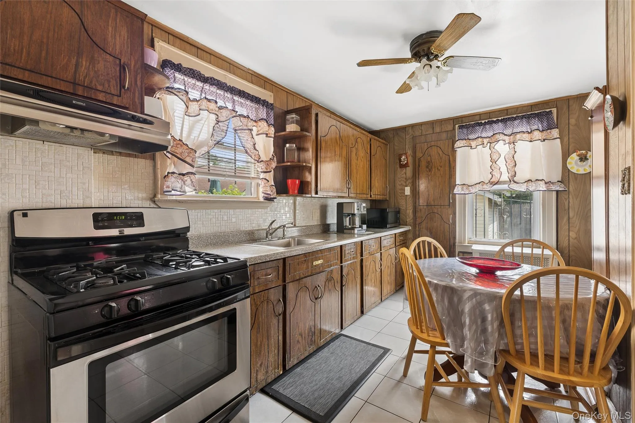 112-17 201st Street, New York, NY, 3 Bedrooms Bedrooms, 7 Rooms Rooms,2 BathroomsBathrooms,Residential,For Rent,201st,0,1013084 112-17 201st Street, New York, NY, 3 Bedrooms Bedrooms, 7 Rooms Rooms,2 BathroomsBathrooms,Residential,For Rent,201st,0,1013084