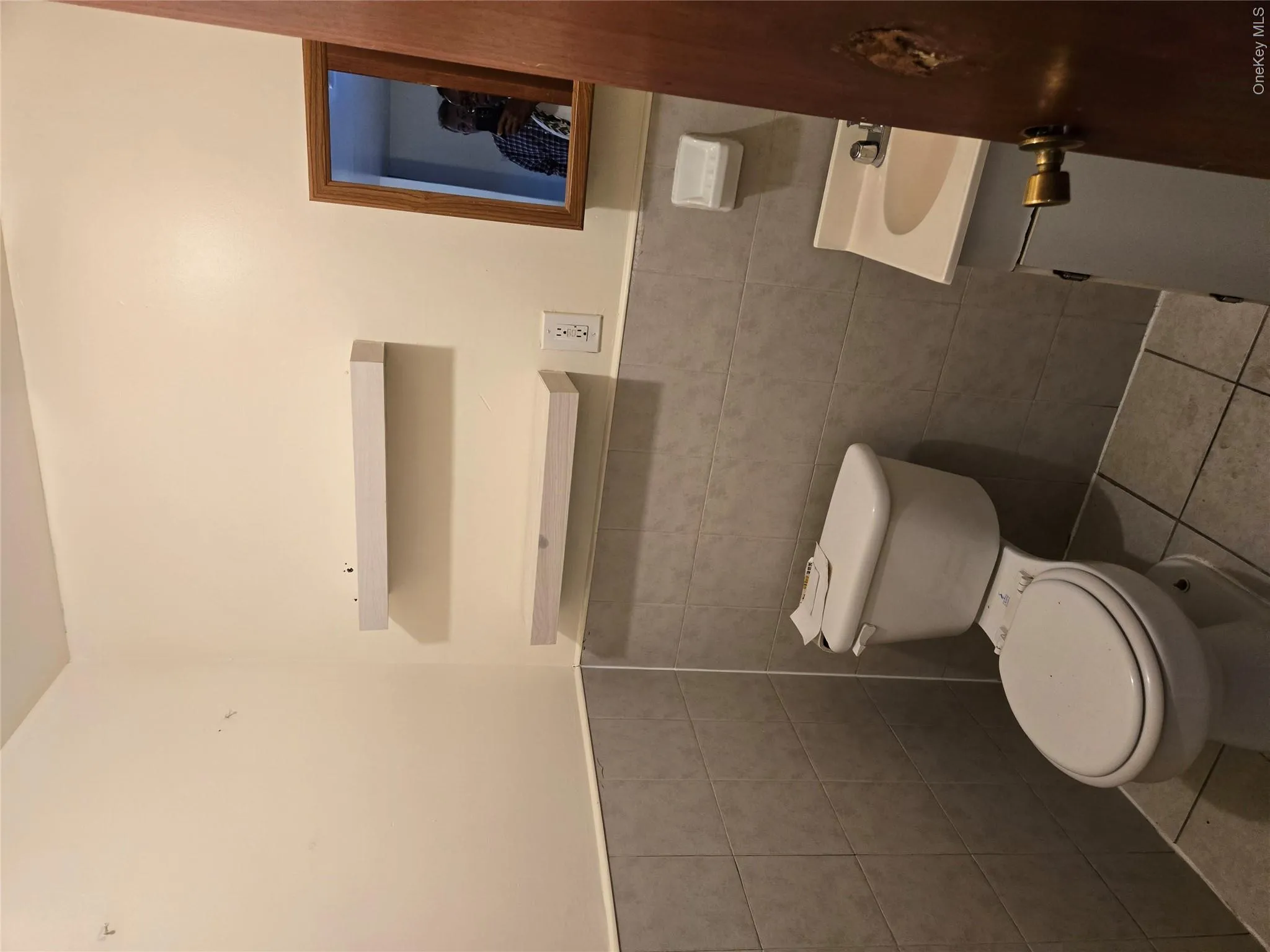1153 Commonwealth Avenue, New York, NY, 3 Bedrooms Bedrooms, 5 Rooms Rooms,2 BathroomsBathrooms,Residential Lease,For Rent,Commonwealth,0,1013089 1153 Commonwealth Avenue, New York, NY, 3 Bedrooms Bedrooms, 5 Rooms Rooms,2 BathroomsBathrooms,Residential Lease,For Rent,Commonwealth,0,1013089
