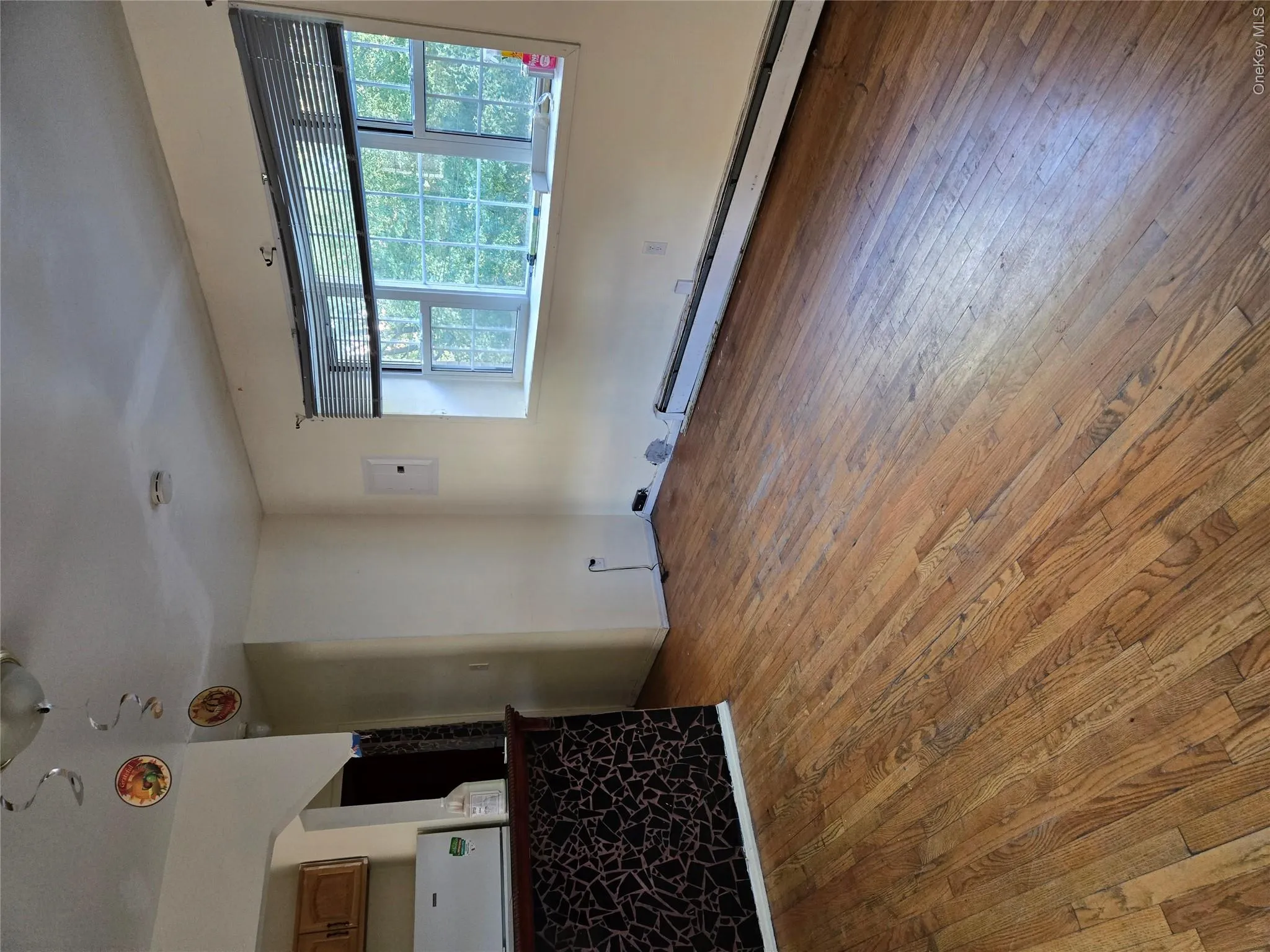 1153 Commonwealth Avenue, New York, NY, 3 Bedrooms Bedrooms, 5 Rooms Rooms,2 BathroomsBathrooms,Residential Lease,For Rent,Commonwealth,0,1013089 1153 Commonwealth Avenue, New York, NY, 3 Bedrooms Bedrooms, 5 Rooms Rooms,2 BathroomsBathrooms,Residential Lease,For Rent,Commonwealth,0,1013089