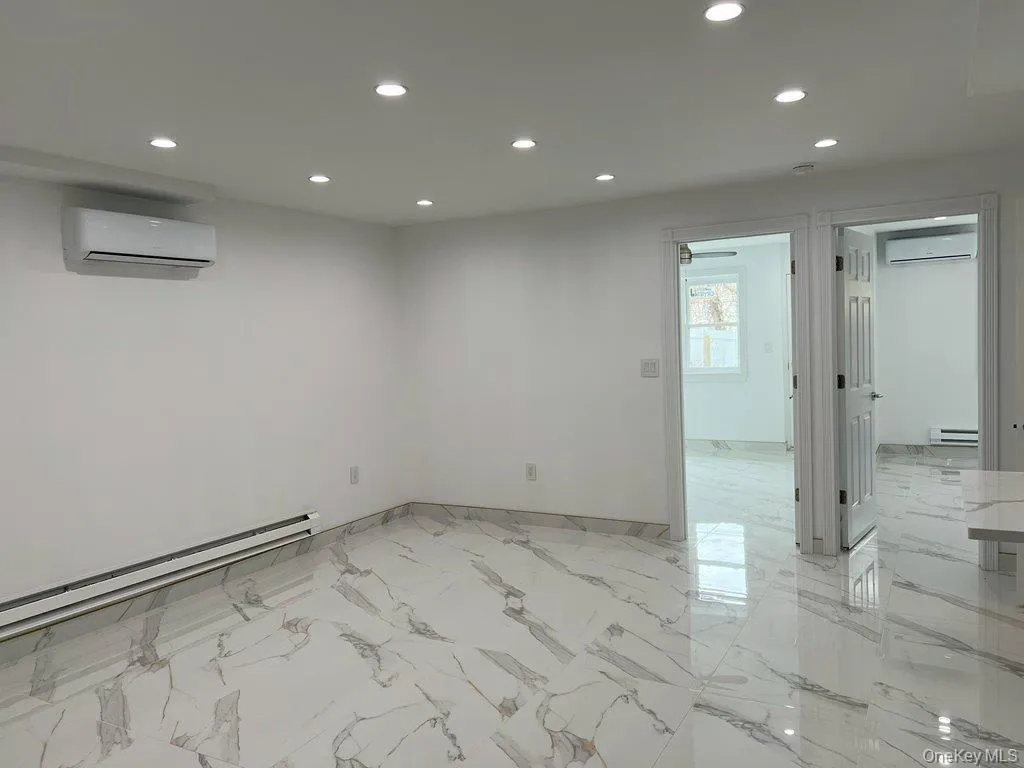 730 217 Street, New York, NY, 3 Bedrooms Bedrooms, 5 Rooms Rooms,2 BathroomsBathrooms,Residential Lease,For Rent,217,0,1013090 730 217 Street, New York, NY, 3 Bedrooms Bedrooms, 5 Rooms Rooms,2 BathroomsBathrooms,Residential Lease,For Rent,217,0,1013090