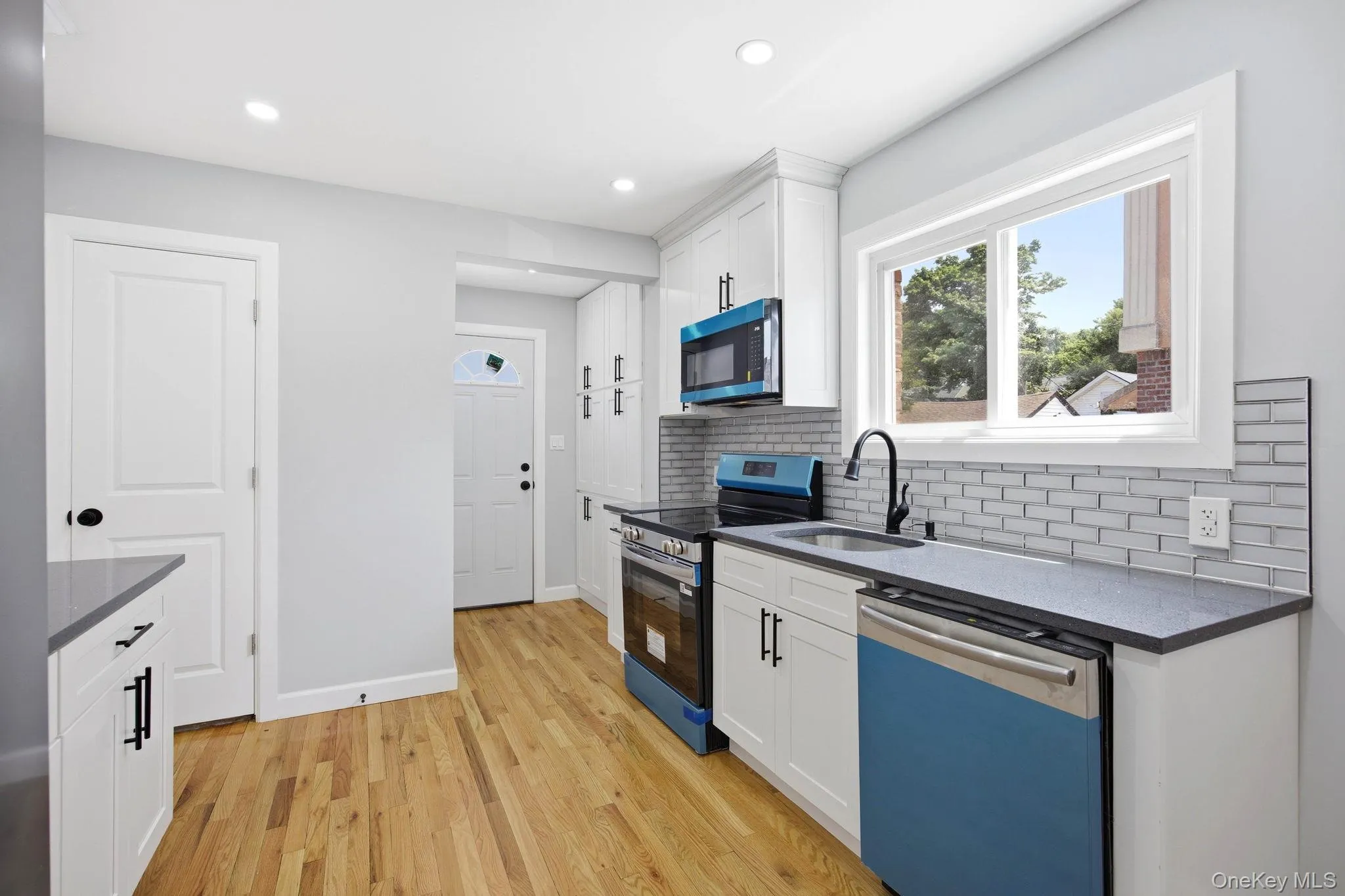 107 Saint Marks Place, Hempstead, NY, 4 Bedrooms Bedrooms, 8 Rooms Rooms,3 BathroomsBathrooms,Residential,For Rent,Saint Marks,0,1013094 107 Saint Marks Place, Hempstead, NY, 4 Bedrooms Bedrooms, 8 Rooms Rooms,3 BathroomsBathrooms,Residential,For Rent,Saint Marks,0,1013094