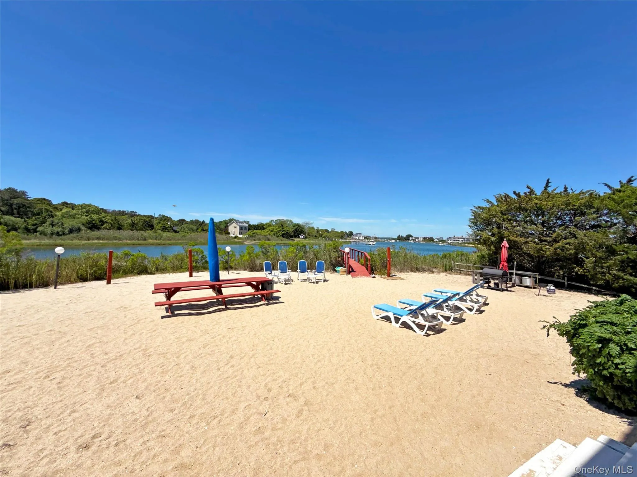 19 Cold Spring Court, Southampton, NY, 4 Bedrooms Bedrooms, 7 Rooms Rooms,3 BathroomsBathrooms,Residential Lease,For Rent,Cold Spring,0,1013097 19 Cold Spring Court, Southampton, NY, 4 Bedrooms Bedrooms, 7 Rooms Rooms,3 BathroomsBathrooms,Residential Lease,For Rent,Cold Spring,0,1013097