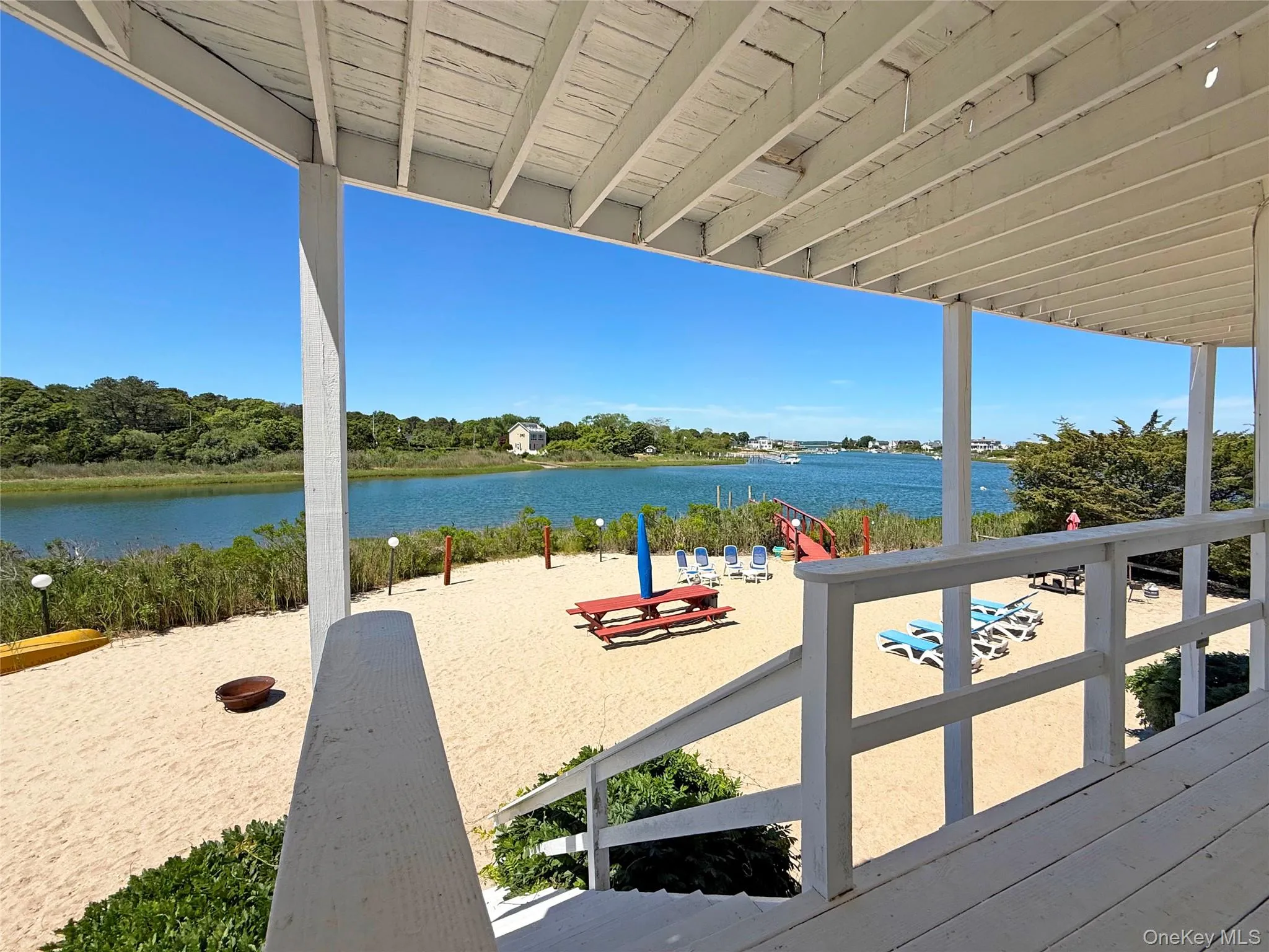 19 Cold Spring Court, Southampton, NY, 4 Bedrooms Bedrooms, 7 Rooms Rooms,3 BathroomsBathrooms,Residential Lease,For Rent,Cold Spring,0,1013097 19 Cold Spring Court, Southampton, NY, 4 Bedrooms Bedrooms, 7 Rooms Rooms,3 BathroomsBathrooms,Residential Lease,For Rent,Cold Spring,0,1013097