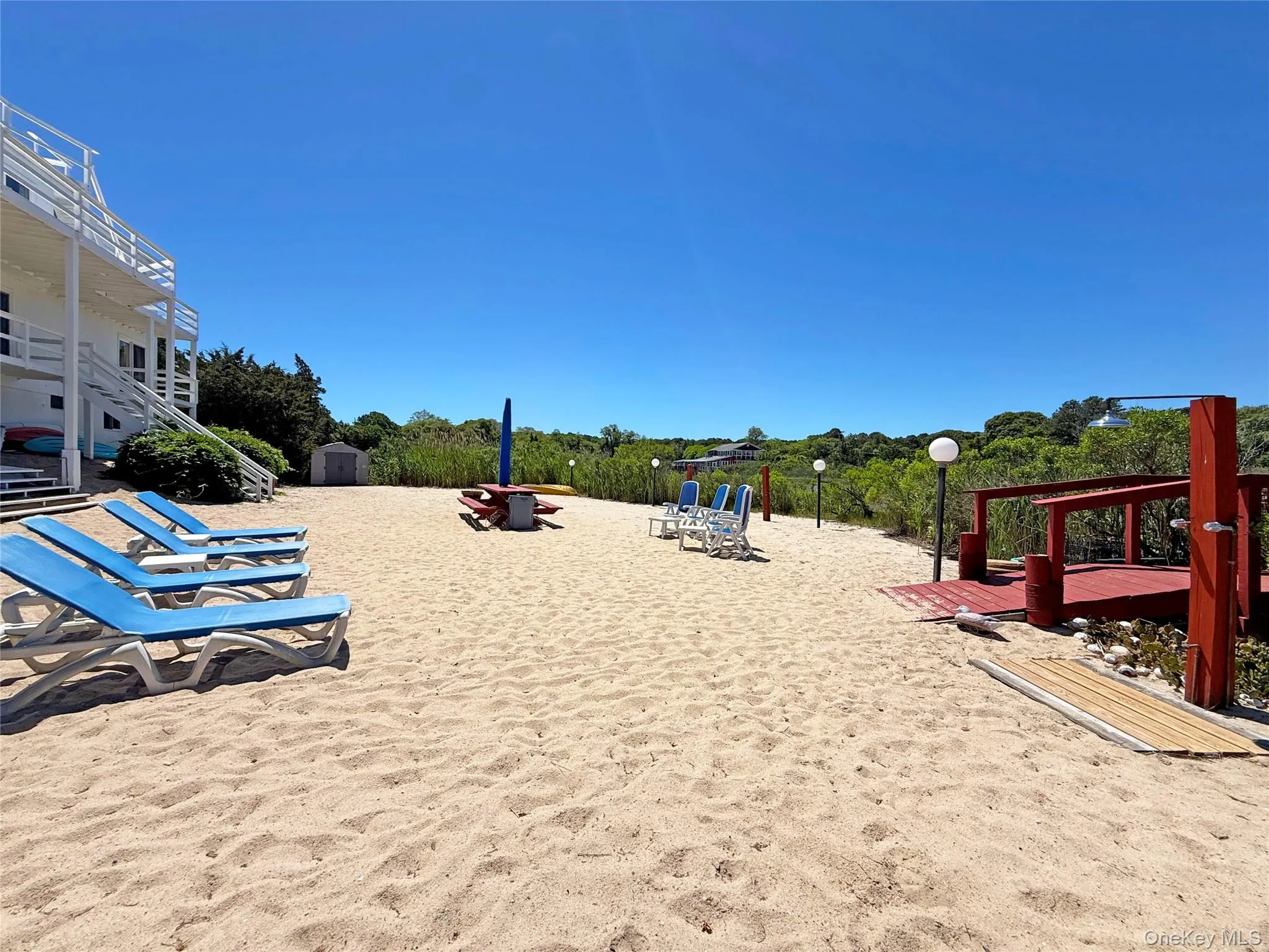 19 Cold Spring Court, Southampton, NY, 4 Bedrooms Bedrooms, 7 Rooms Rooms,3 BathroomsBathrooms,Residential Lease,For Rent,Cold Spring,0,1013097 19 Cold Spring Court, Southampton, NY, 4 Bedrooms Bedrooms, 7 Rooms Rooms,3 BathroomsBathrooms,Residential Lease,For Rent,Cold Spring,0,1013097