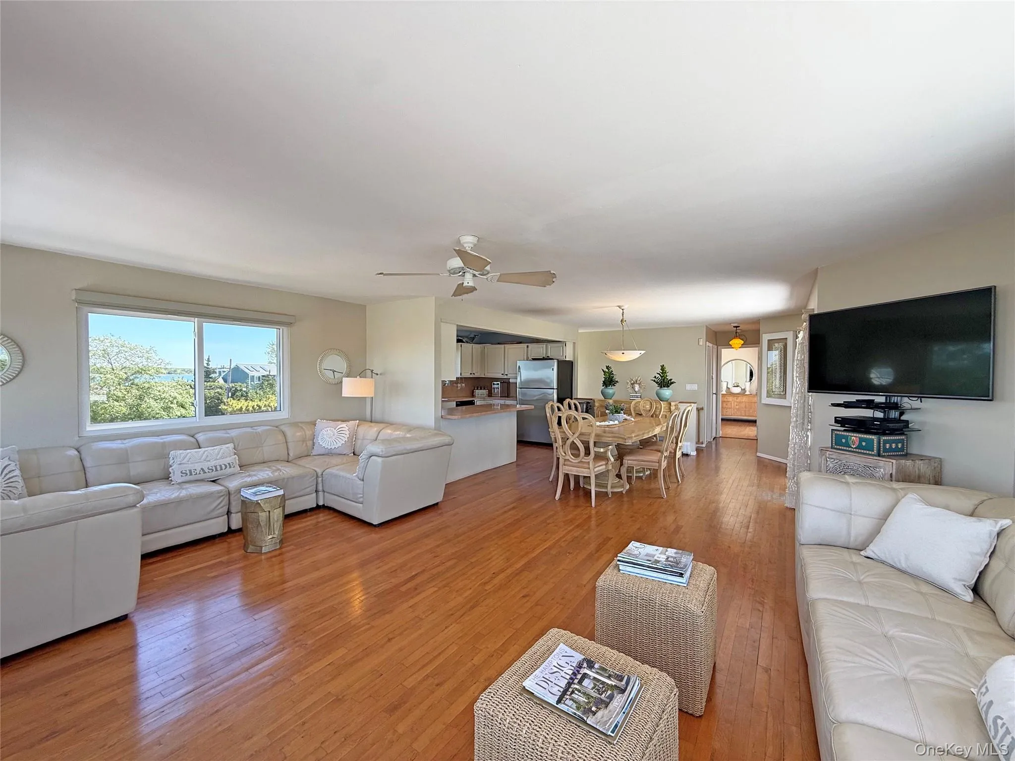 19 Cold Spring Court, Southampton, NY, 4 Bedrooms Bedrooms, 7 Rooms Rooms,3 BathroomsBathrooms,Residential Lease,For Rent,Cold Spring,0,1013097 19 Cold Spring Court, Southampton, NY, 4 Bedrooms Bedrooms, 7 Rooms Rooms,3 BathroomsBathrooms,Residential Lease,For Rent,Cold Spring,0,1013097