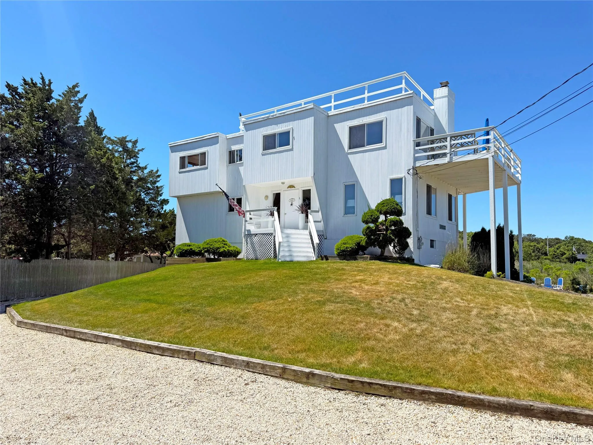 19 Cold Spring Court, Southampton, NY, 4 Bedrooms Bedrooms, 7 Rooms Rooms,3 BathroomsBathrooms,Residential Lease,For Rent,Cold Spring,0,1013097 19 Cold Spring Court, Southampton, NY, 4 Bedrooms Bedrooms, 7 Rooms Rooms,3 BathroomsBathrooms,Residential Lease,For Rent,Cold Spring,0,1013097