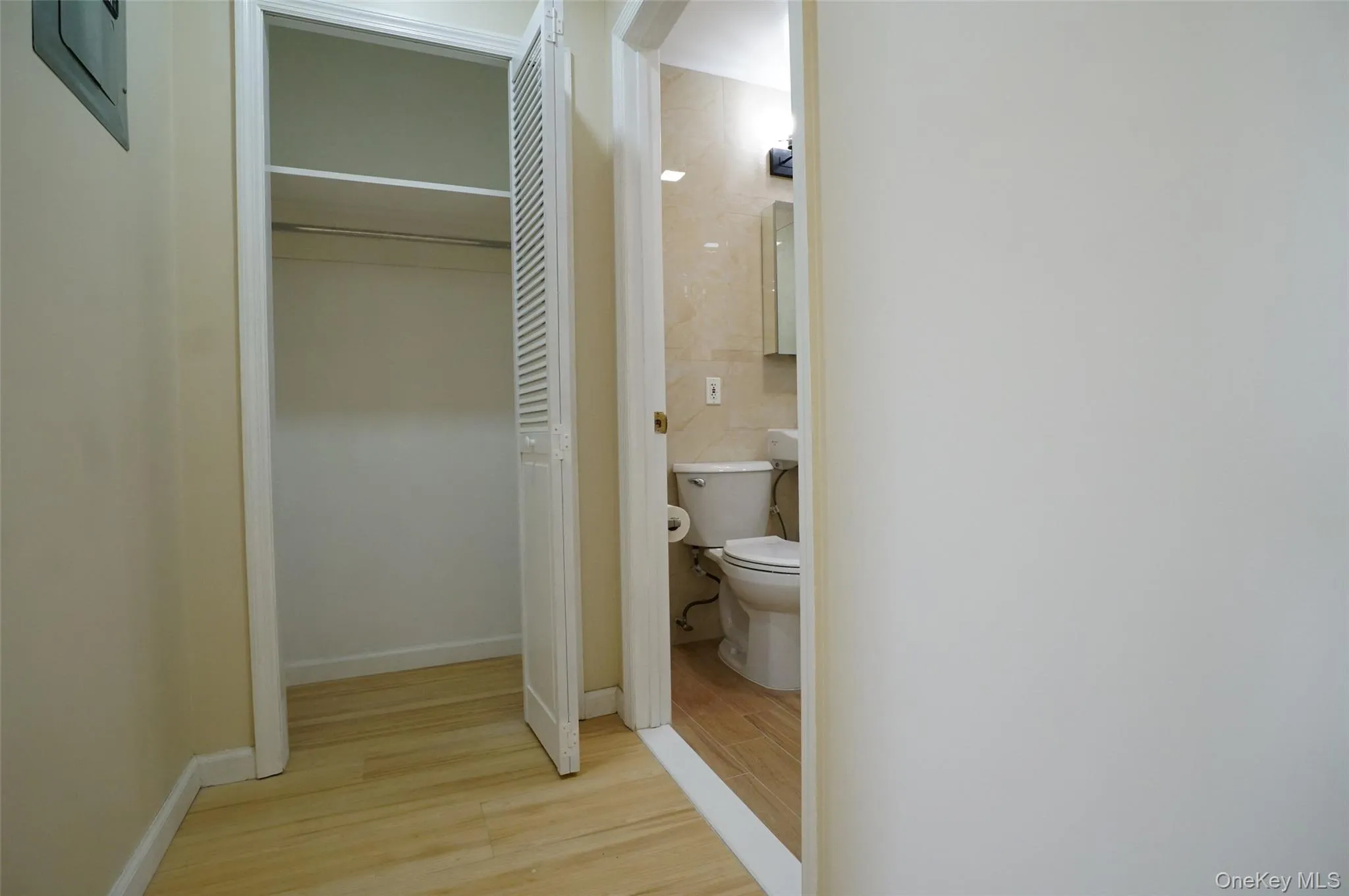 4135 67th Street, New York, NY, 1 Bedroom Bedrooms, 3 Rooms Rooms,1 BathroomBathrooms,Residential,For Rent,67th,0,1013102 4135 67th Street, New York, NY, 1 Bedroom Bedrooms, 3 Rooms Rooms,1 BathroomBathrooms,Residential,For Rent,67th,0,1013102