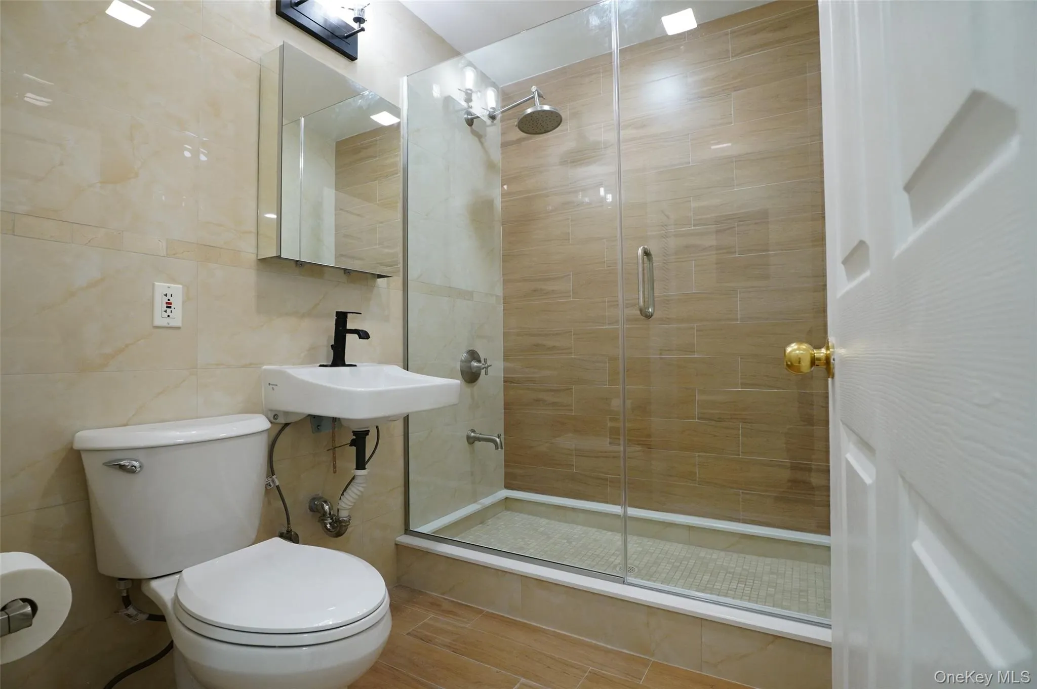 4135 67th Street, New York, NY, 1 Bedroom Bedrooms, 3 Rooms Rooms,1 BathroomBathrooms,Residential,For Rent,67th,0,1013102 4135 67th Street, New York, NY, 1 Bedroom Bedrooms, 3 Rooms Rooms,1 BathroomBathrooms,Residential,For Rent,67th,0,1013102