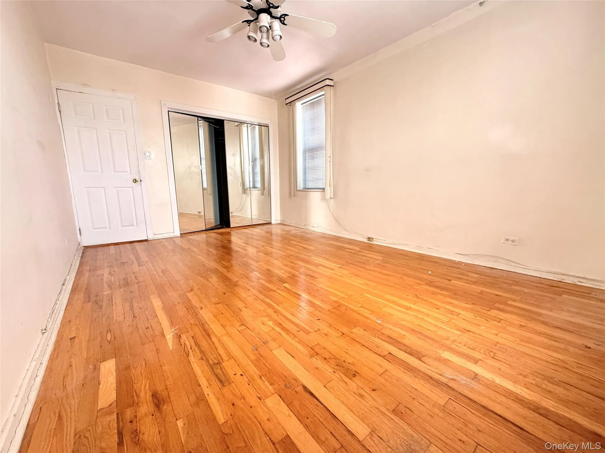 6393 Woodhaven Boulevard, New York, NY, 1 Bedroom Bedrooms, 4 Rooms Rooms,1 BathroomBathrooms,Residential,For Rent,Woodhaven,0,1013106 6393 Woodhaven Boulevard, New York, NY, 1 Bedroom Bedrooms, 4 Rooms Rooms,1 BathroomBathrooms,Residential,For Rent,Woodhaven,0,1013106