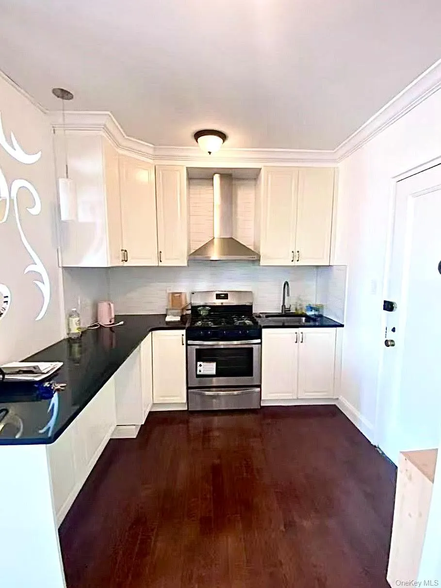 6360 102nd Street, New York, NY, 1 Bedroom Bedrooms, 2 Rooms Rooms,1 BathroomBathrooms,Residential,For Rent,102nd,0,1013107 6360 102nd Street, New York, NY, 1 Bedroom Bedrooms, 2 Rooms Rooms,1 BathroomBathrooms,Residential,For Rent,102nd,0,1013107
