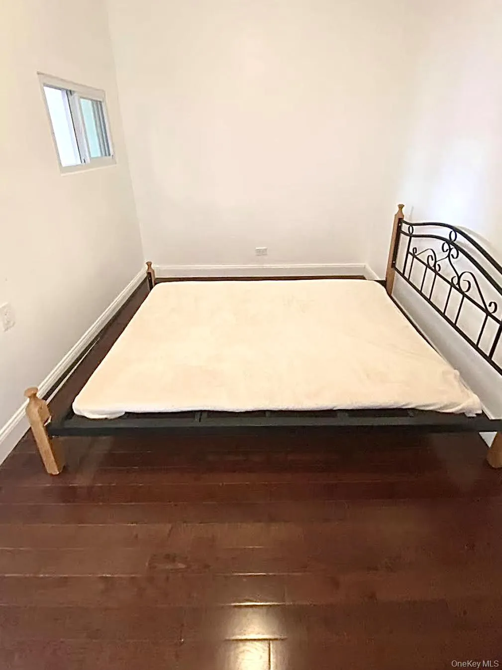 6360 102nd Street, New York, NY, 1 Bedroom Bedrooms, 2 Rooms Rooms,1 BathroomBathrooms,Residential,For Rent,102nd,0,1013107 6360 102nd Street, New York, NY, 1 Bedroom Bedrooms, 2 Rooms Rooms,1 BathroomBathrooms,Residential,For Rent,102nd,0,1013107