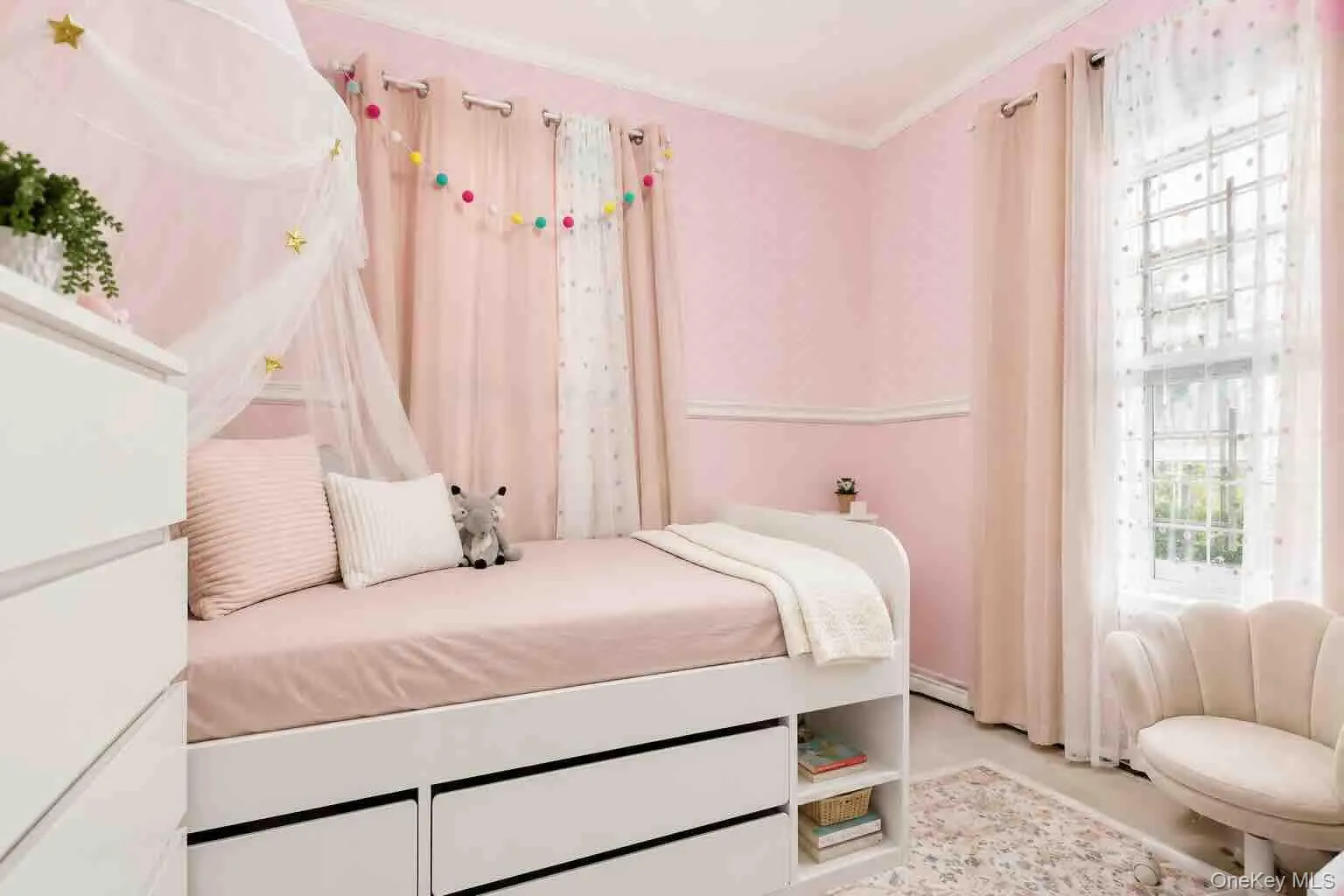 179A Beach 26th Street, New York, NY, 3 Bedrooms Bedrooms, 5 Rooms Rooms,1 BathroomBathrooms,Residential,For Rent,Beach 26th,0,1013113 179A Beach 26th Street, New York, NY, 3 Bedrooms Bedrooms, 5 Rooms Rooms,1 BathroomBathrooms,Residential,For Rent,Beach 26th,0,1013113