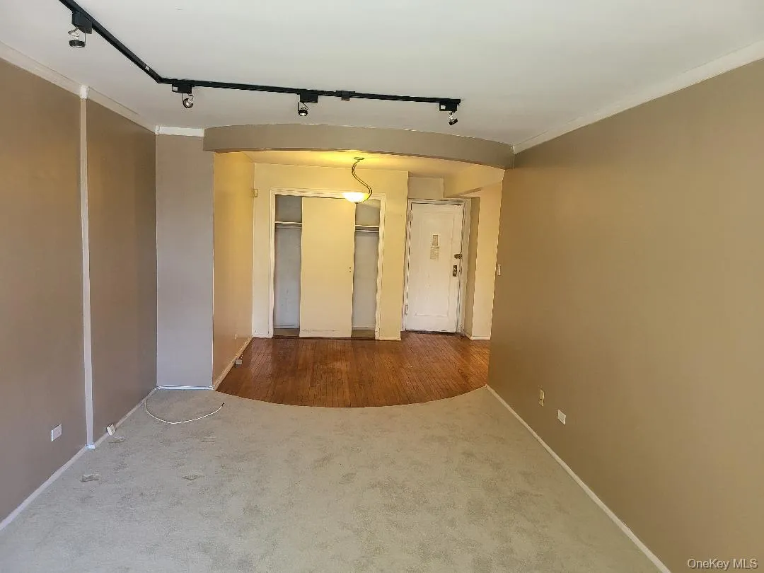 87-56 Francis Lewis Boulevard, New York, NY, 1 Bedroom Bedrooms, 4 Rooms Rooms,1 BathroomBathrooms,Residential,For Rent,Francis Lewis,0,KEY1013114 87-56 Francis Lewis Boulevard, New York, NY, 1 Bedroom Bedrooms, 4 Rooms Rooms,1 BathroomBathrooms,Residential,For Rent,Francis Lewis,0,KEY1013114