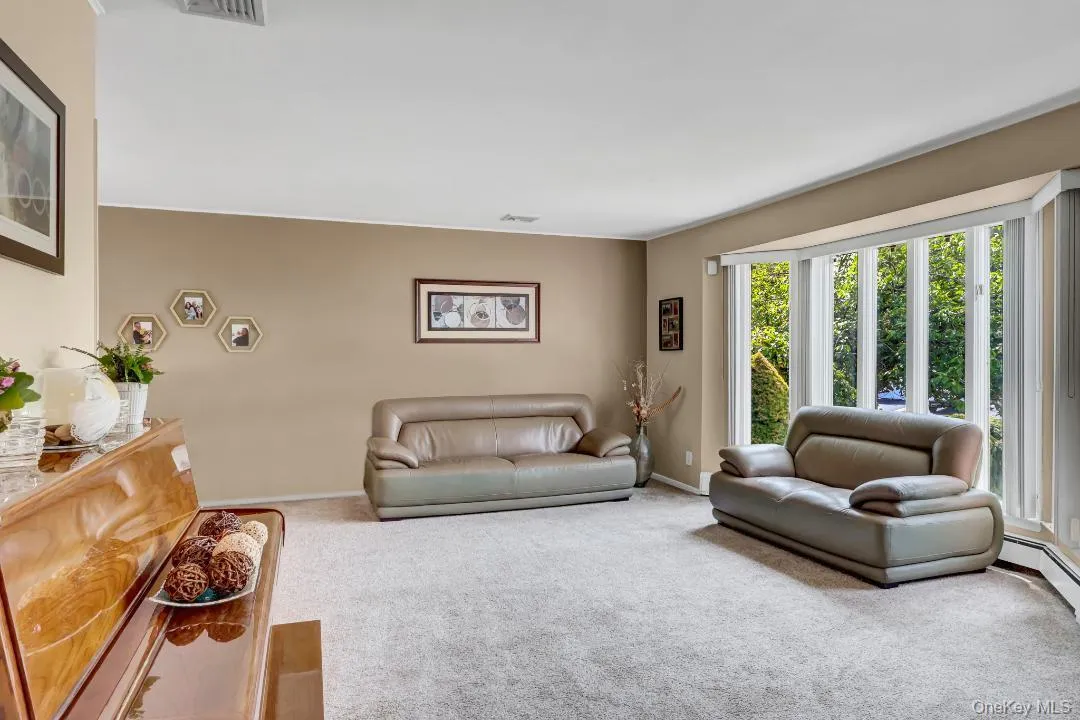 3987 Bayberry Lane, Hempstead, NY, 3 Bedrooms Bedrooms, 7 Rooms Rooms,2 BathroomsBathrooms,Residential,For Rent,Bayberry,0,1013116 3987 Bayberry Lane, Hempstead, NY, 3 Bedrooms Bedrooms, 7 Rooms Rooms,2 BathroomsBathrooms,Residential,For Rent,Bayberry,0,1013116