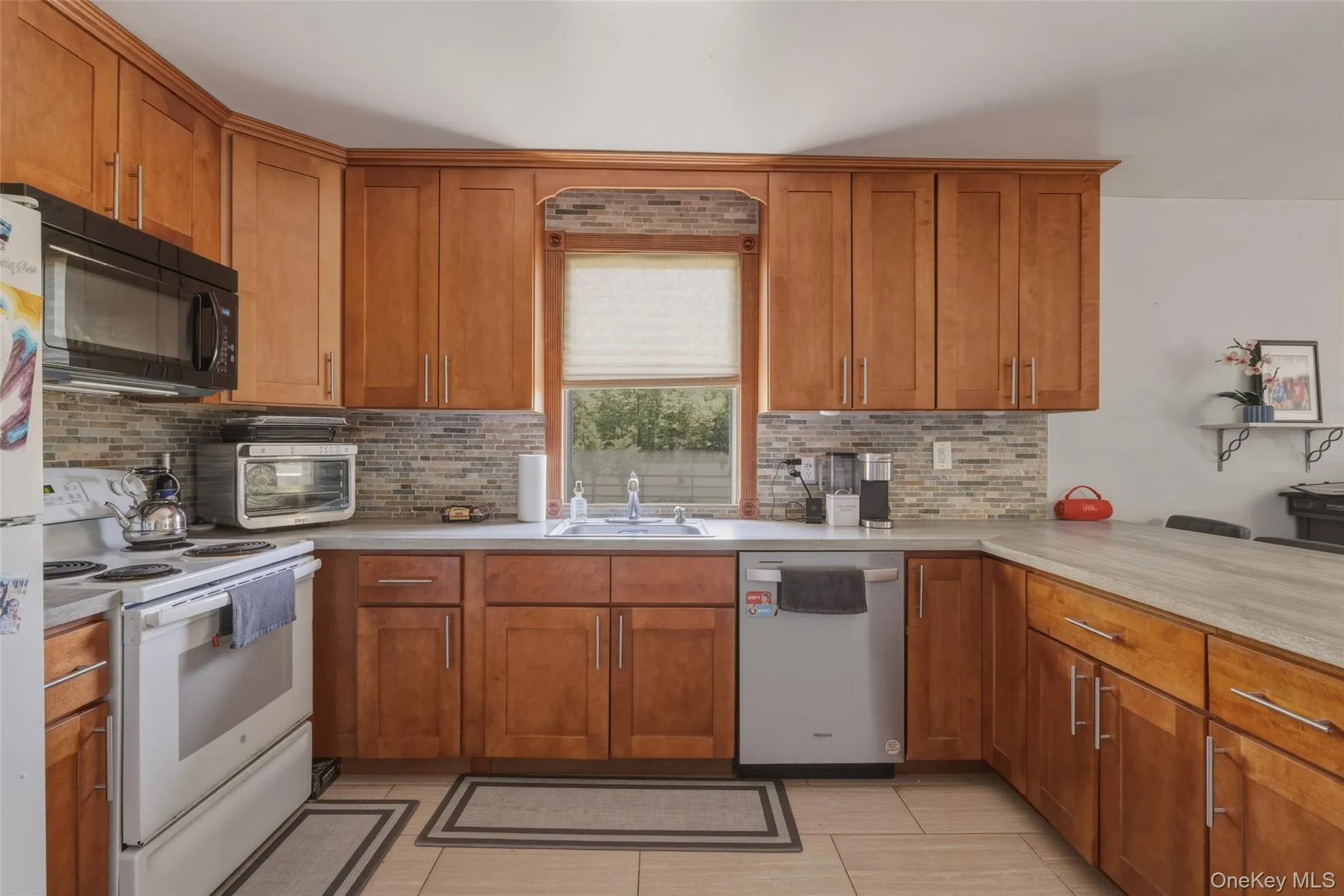 2 North Street, Brookhaven, NY, 2 Bedrooms Bedrooms, 5 Rooms Rooms,1 BathroomBathrooms,Residential,For Rent,North,0,1013119 2 North Street, Brookhaven, NY, 2 Bedrooms Bedrooms, 5 Rooms Rooms,1 BathroomBathrooms,Residential,For Rent,North,0,1013119