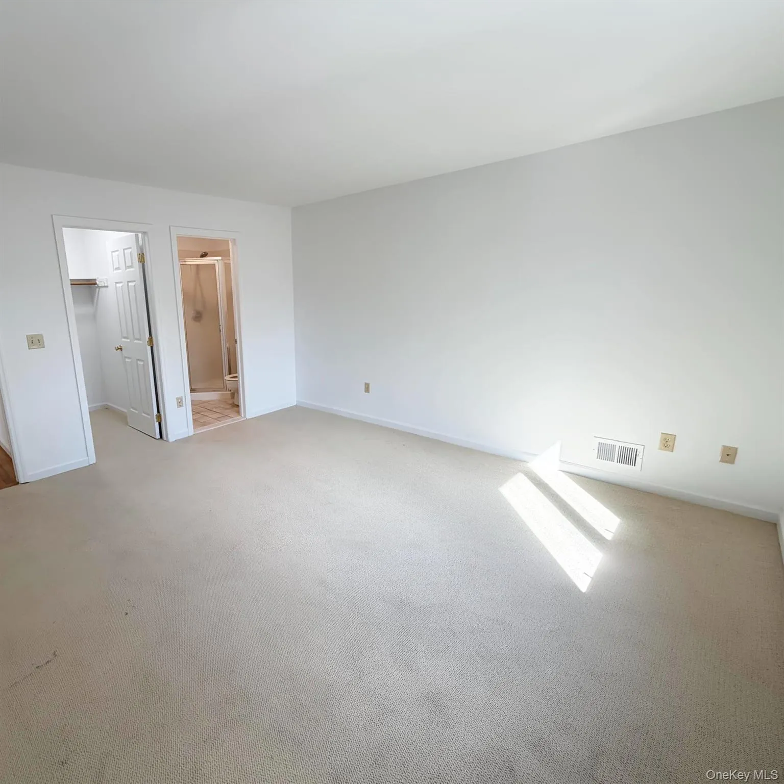 131 Pelhamdale Avenue, Mount Vernon, NY, 2 Bedrooms Bedrooms, 7 Rooms Rooms,2 BathroomsBathrooms,Residential Lease,For Rent,Pelhamdale,0,KEY1013121 131 Pelhamdale Avenue, Mount Vernon, NY, 2 Bedrooms Bedrooms, 7 Rooms Rooms,2 BathroomsBathrooms,Residential Lease,For Rent,Pelhamdale,0,KEY1013121