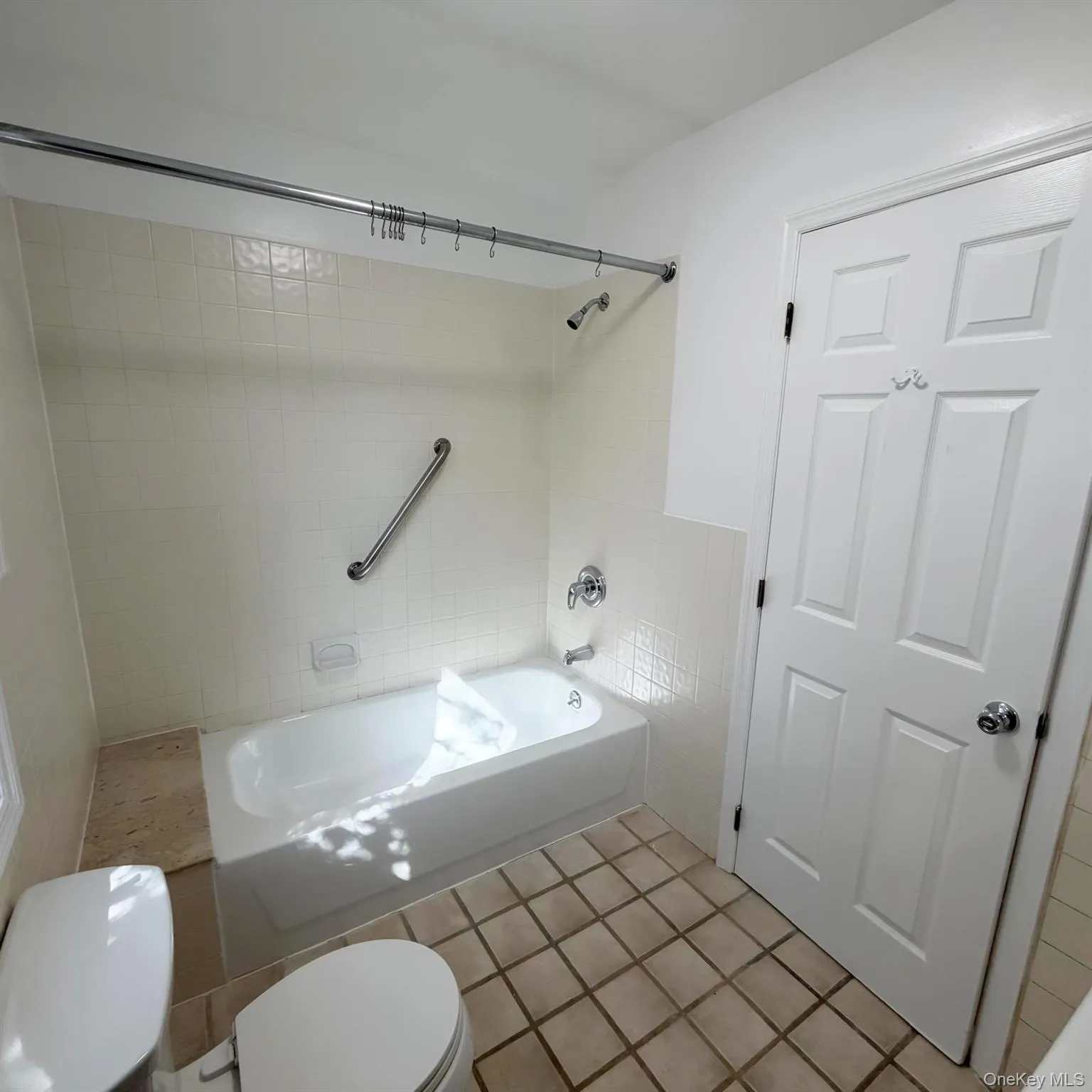 131 Pelhamdale Avenue, Mount Vernon, NY, 2 Bedrooms Bedrooms, 7 Rooms Rooms,2 BathroomsBathrooms,Residential Lease,For Rent,Pelhamdale,0,KEY1013121 131 Pelhamdale Avenue, Mount Vernon, NY, 2 Bedrooms Bedrooms, 7 Rooms Rooms,2 BathroomsBathrooms,Residential Lease,For Rent,Pelhamdale,0,KEY1013121