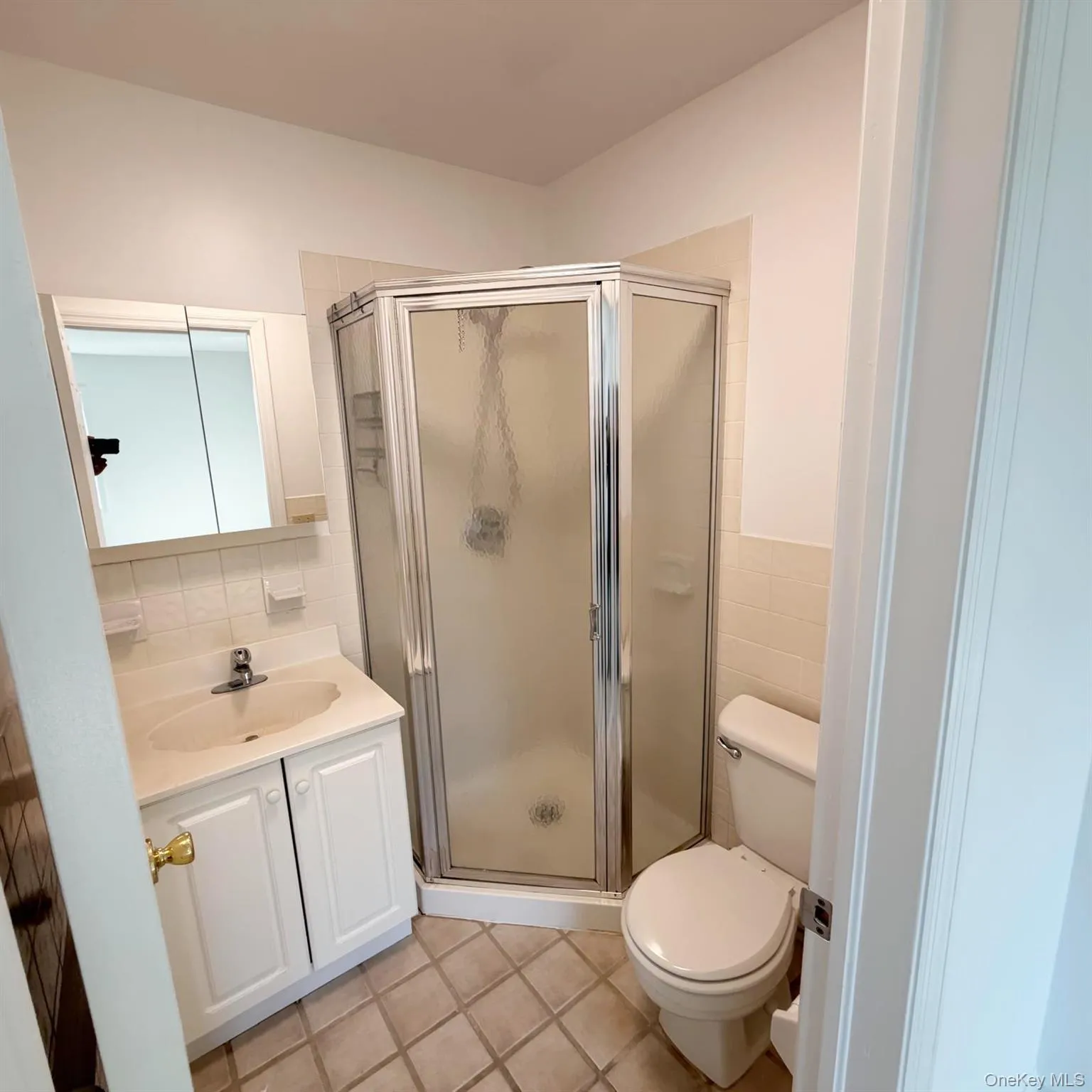 131 Pelhamdale Avenue, Mount Vernon, NY, 2 Bedrooms Bedrooms, 7 Rooms Rooms,2 BathroomsBathrooms,Residential Lease,For Rent,Pelhamdale,0,KEY1013121 131 Pelhamdale Avenue, Mount Vernon, NY, 2 Bedrooms Bedrooms, 7 Rooms Rooms,2 BathroomsBathrooms,Residential Lease,For Rent,Pelhamdale,0,KEY1013121