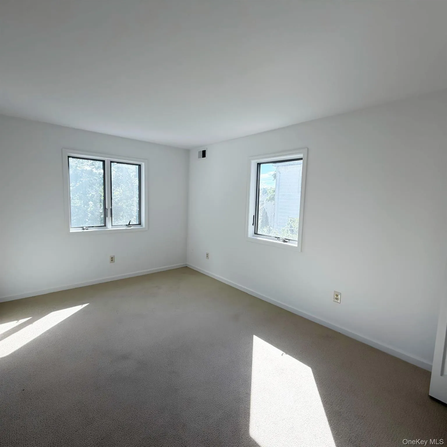 131 Pelhamdale Avenue, Mount Vernon, NY, 2 Bedrooms Bedrooms, 7 Rooms Rooms,2 BathroomsBathrooms,Residential Lease,For Rent,Pelhamdale,0,KEY1013121 131 Pelhamdale Avenue, Mount Vernon, NY, 2 Bedrooms Bedrooms, 7 Rooms Rooms,2 BathroomsBathrooms,Residential Lease,For Rent,Pelhamdale,0,KEY1013121