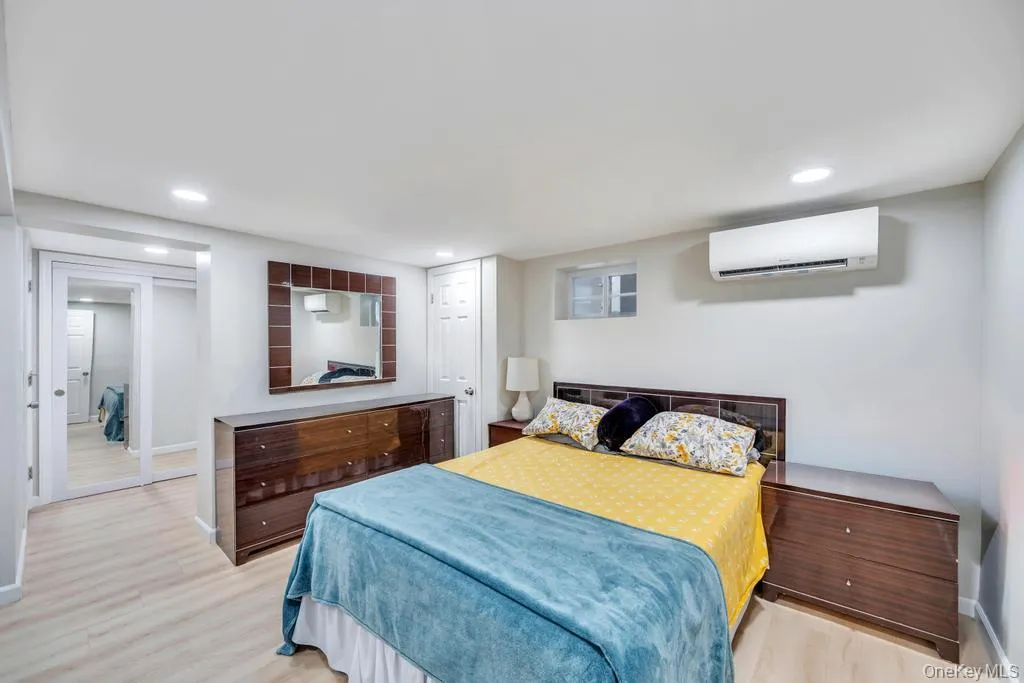8638 232nd Street, New York, NY, 5 Bedrooms Bedrooms, 10 Rooms Rooms,2 BathroomsBathrooms,Residential,For Rent,232nd,0,1013127 8638 232nd Street, New York, NY, 5 Bedrooms Bedrooms, 10 Rooms Rooms,2 BathroomsBathrooms,Residential,For Rent,232nd,0,1013127