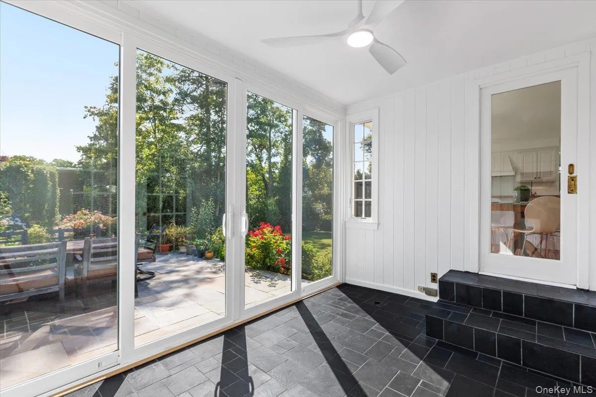 22 Potters Lane, New Rochelle, NY, 4 Bedrooms Bedrooms, 8 Rooms Rooms,2 BathroomsBathrooms,Residential,For Rent,Potters,0,1013128 22 Potters Lane, New Rochelle, NY, 4 Bedrooms Bedrooms, 8 Rooms Rooms,2 BathroomsBathrooms,Residential,For Rent,Potters,0,1013128