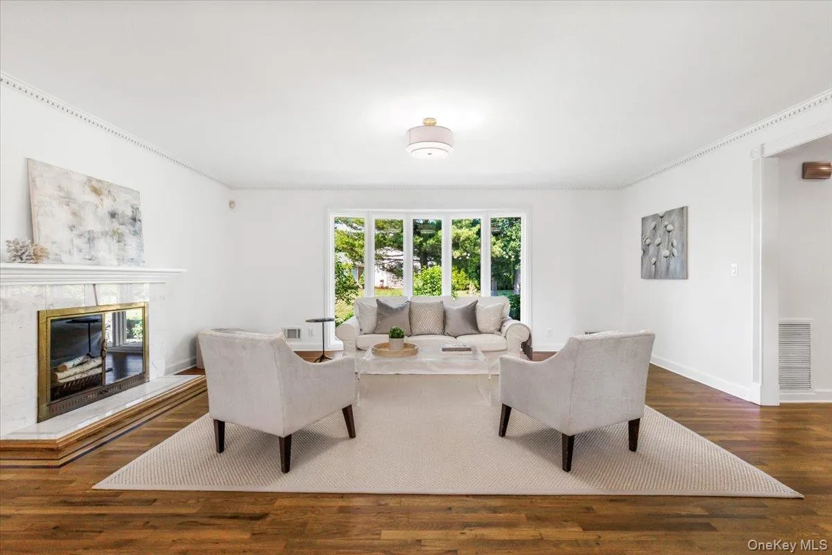 22 Potters Lane, New Rochelle, NY, 4 Bedrooms Bedrooms, 8 Rooms Rooms,2 BathroomsBathrooms,Residential,For Rent,Potters,0,1013128 22 Potters Lane, New Rochelle, NY, 4 Bedrooms Bedrooms, 8 Rooms Rooms,2 BathroomsBathrooms,Residential,For Rent,Potters,0,1013128
